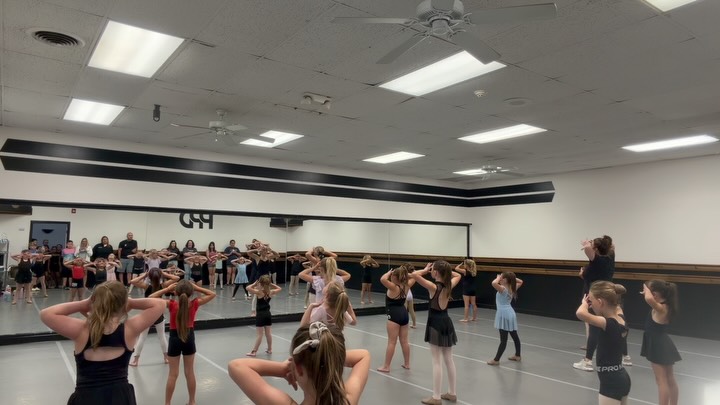 Today’s dose of cuteness is brought to you by our youngest Competition dancers working hard in lyrical this summer! 🥹