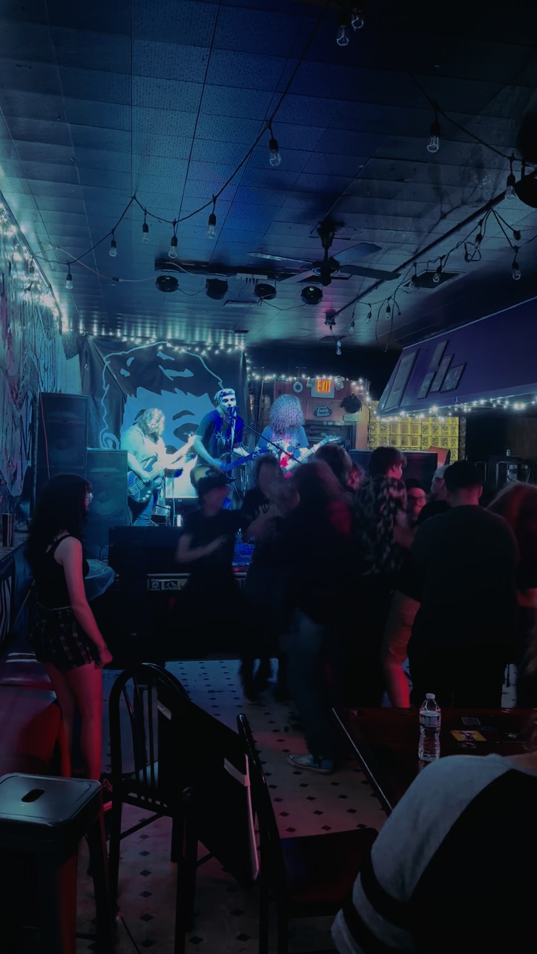 Here was our last performance at the Buzzbin...
We can't wait to come back this Friday and tear it up again!
Will you be there?
#mentallydistrakted #localmusic #ohiomusic #akronohiomusic