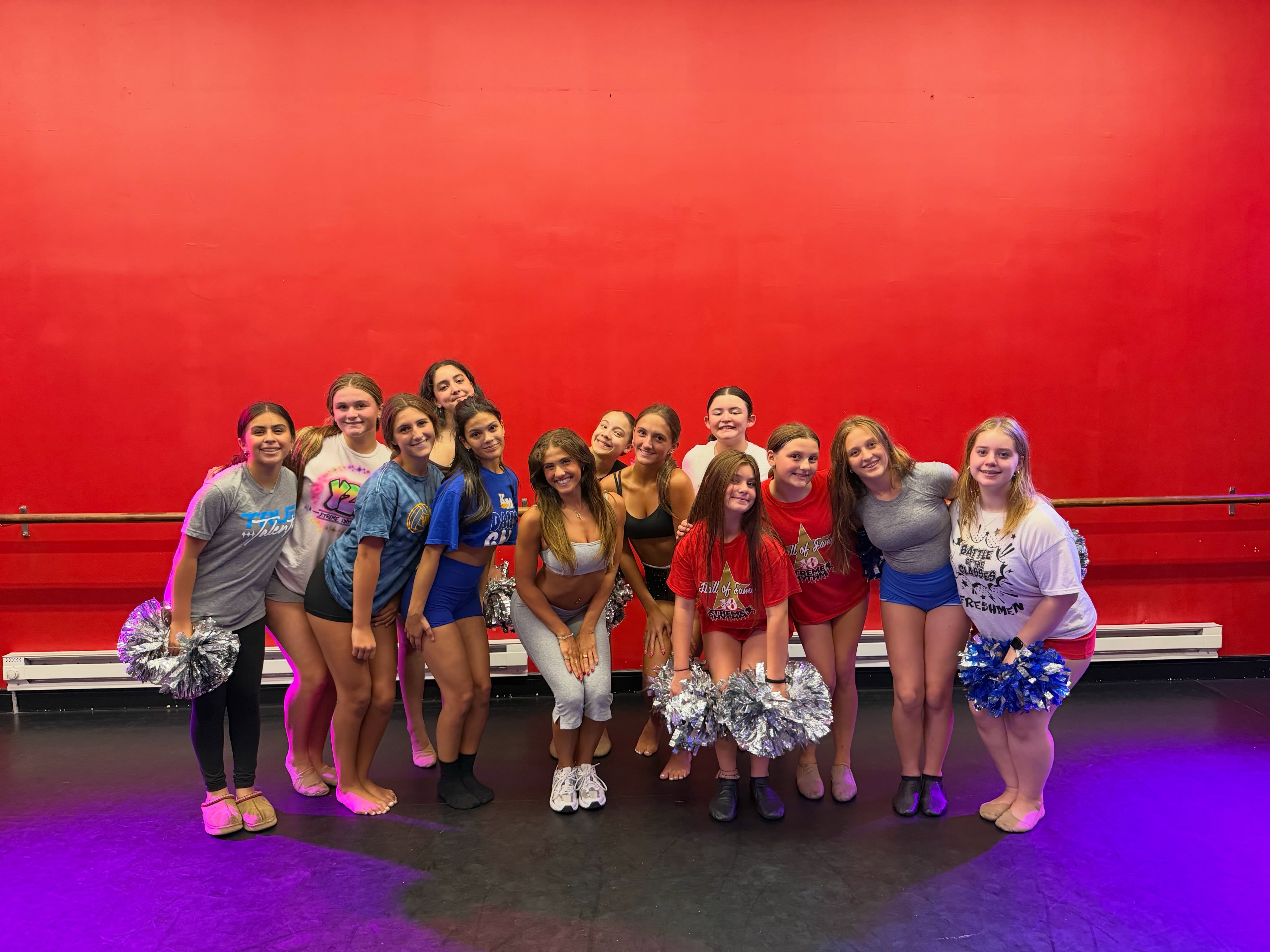 So happy to have Miss @victoriaippoliti back in the studio with the girls! We missed you! ♥️🖤