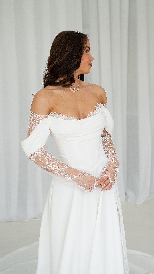 Newly engaged? 💍 Wondering how much a wedding dress really costs? Head to our blog for the real numbers, budgeting tips, and everything you need to know before you start shopping. 🤍✨
Tap the link in our bio to read the full guide!
#WeddingDress #WeddingDressBudget #WeddingPlanning #UKBride #BrideToBe NewlyEngaged WeddingDressShopping BridalBoutique LincolnshireBride YorkshireBride DesignerWeddingDress ElizabethKateBridal WeddingInspiration Engaged BridalStyle