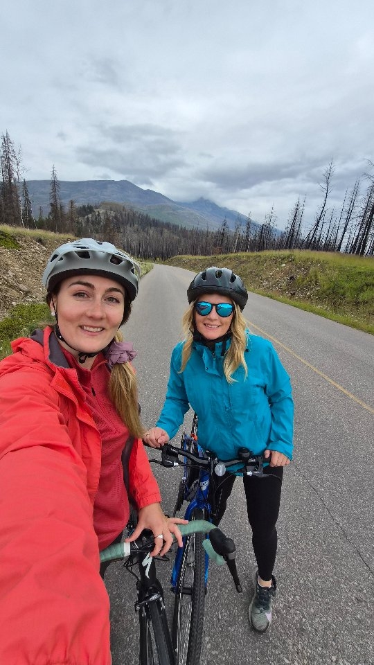 Gorgeous bike ride through Jasper National Park 💛
#sleighallday