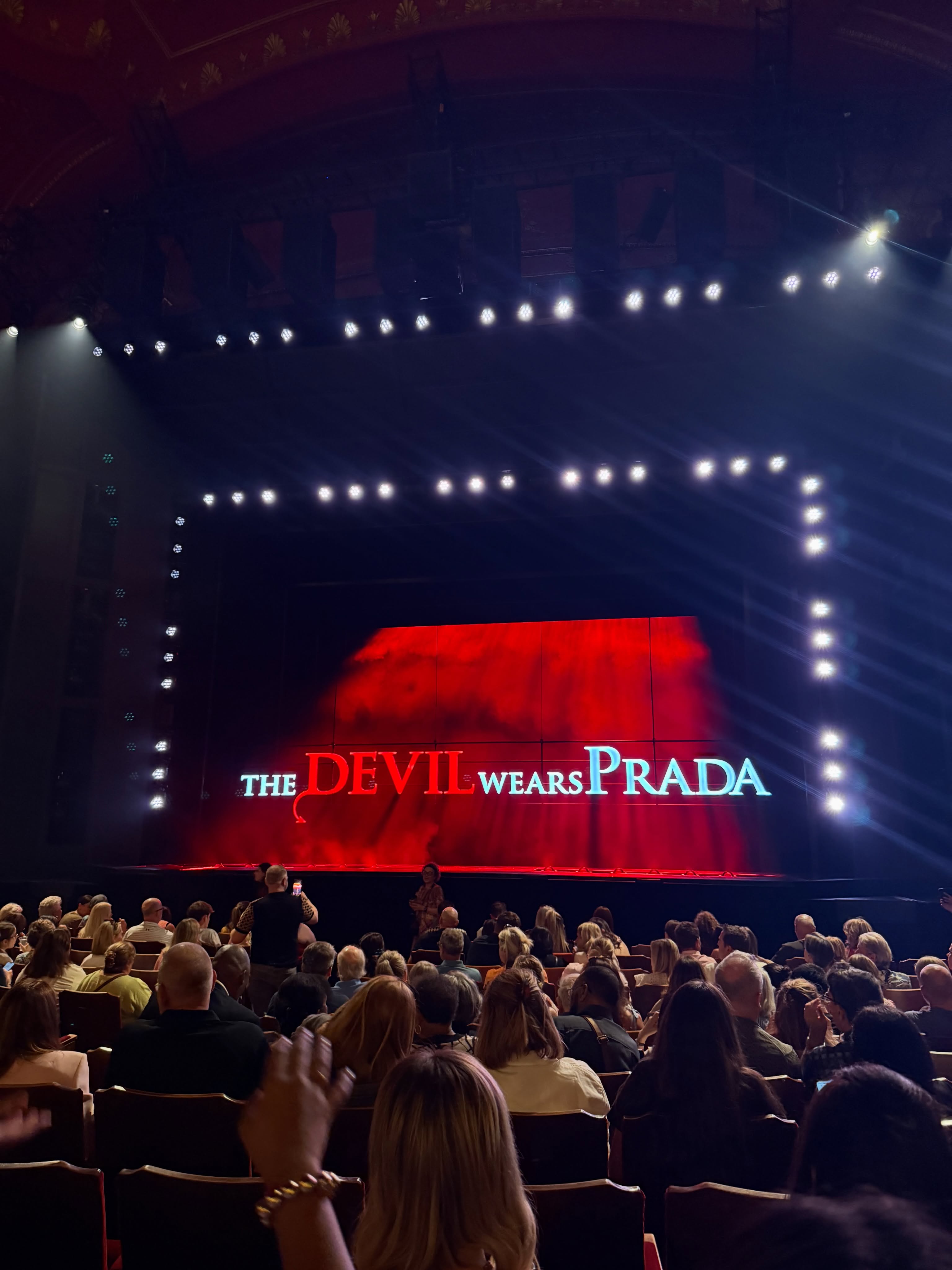 The Devil Wears Prada, but Miranda’s voice is melodic 🎵 🔥 @vanessawilliamsofficial was absolutely phenomenal in #TheDevilWearsPrada musical. How lucky were we that we got to say hello after the show! 👋🏽