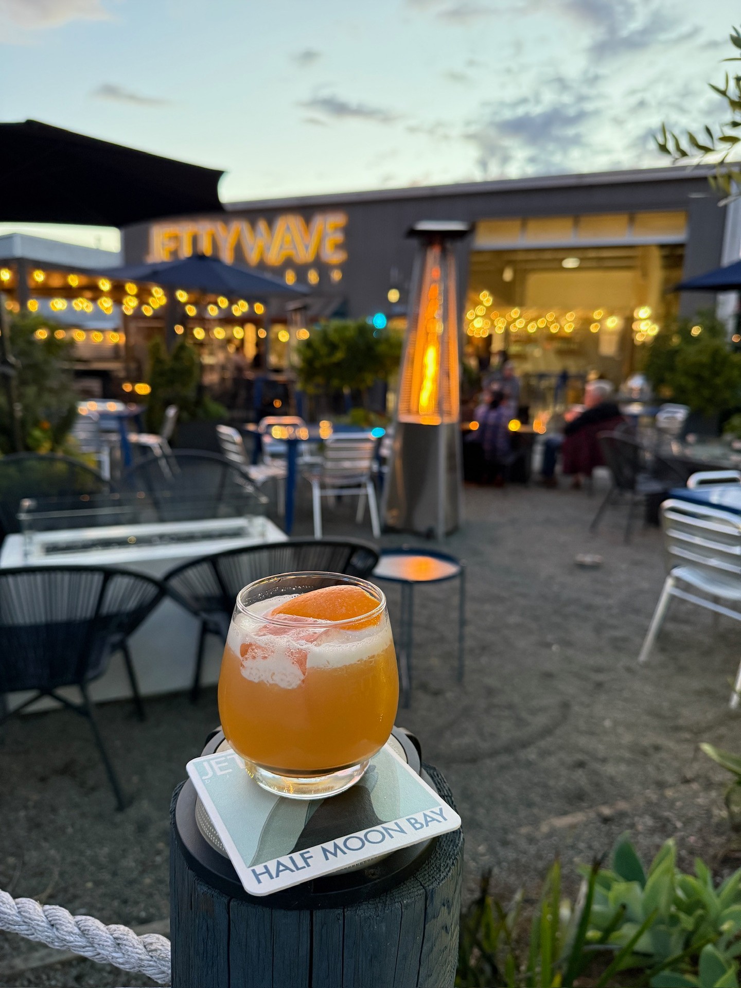 Who's ready for the weekend!? 🙋♀️🙋🏻♂️
Cocktails and spirit tasting start at noon and Friday, maybe it's time to bring back the boozy Friday 'work' lunch? 🍸️🍸️🍸️
Or maybe a lazy Saturday afternoon with your besties drinking cocktails and enjoying delicious bites from @gibraltargems is in order?
AND local favorite 'Ticket to the Limit' is playing live Sunday 2-5! 🎶
See you here, cheers!
