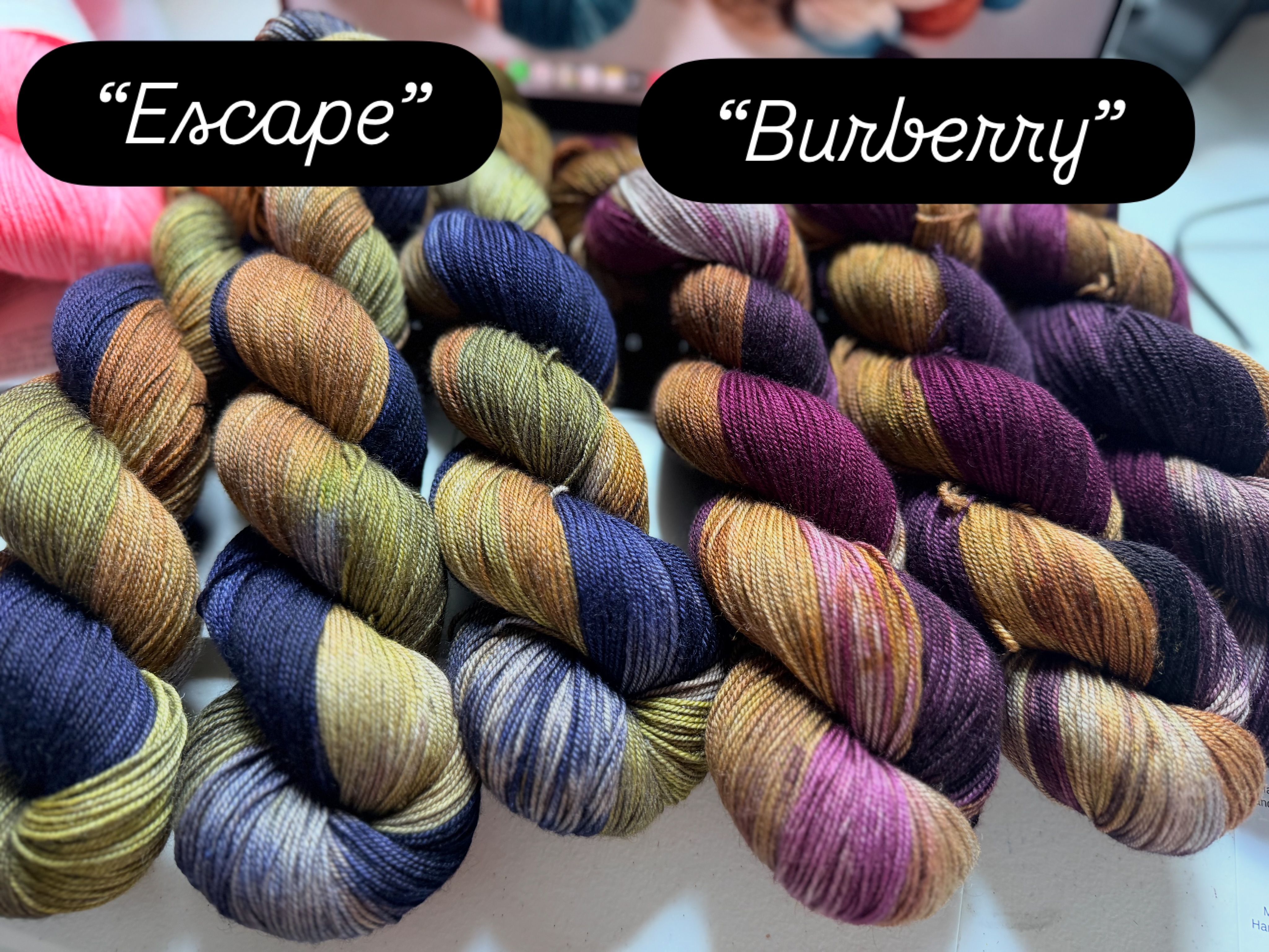 Complementary to “Plain Scape” & “Cigar Bar” is “Escape” & “Burberry”.
On our Silken Yak base available in Fingering and DK.
#yarn #knit #knitting #crochet #indiedyedyarn