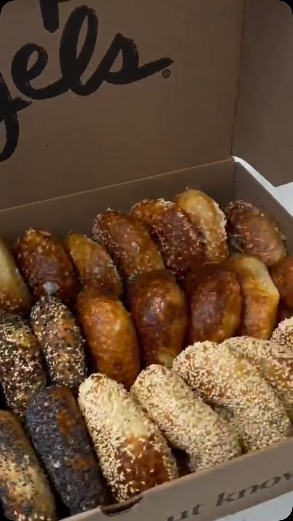 A bagel break, courtesy of us. 🥯
Picked up an assortment from PopUp Bagels and surprised our members this morning. Simple things, good people.
#FUSEWorkspace #PopUpBagels #Coworking #MemberExperience #CommunityFirst