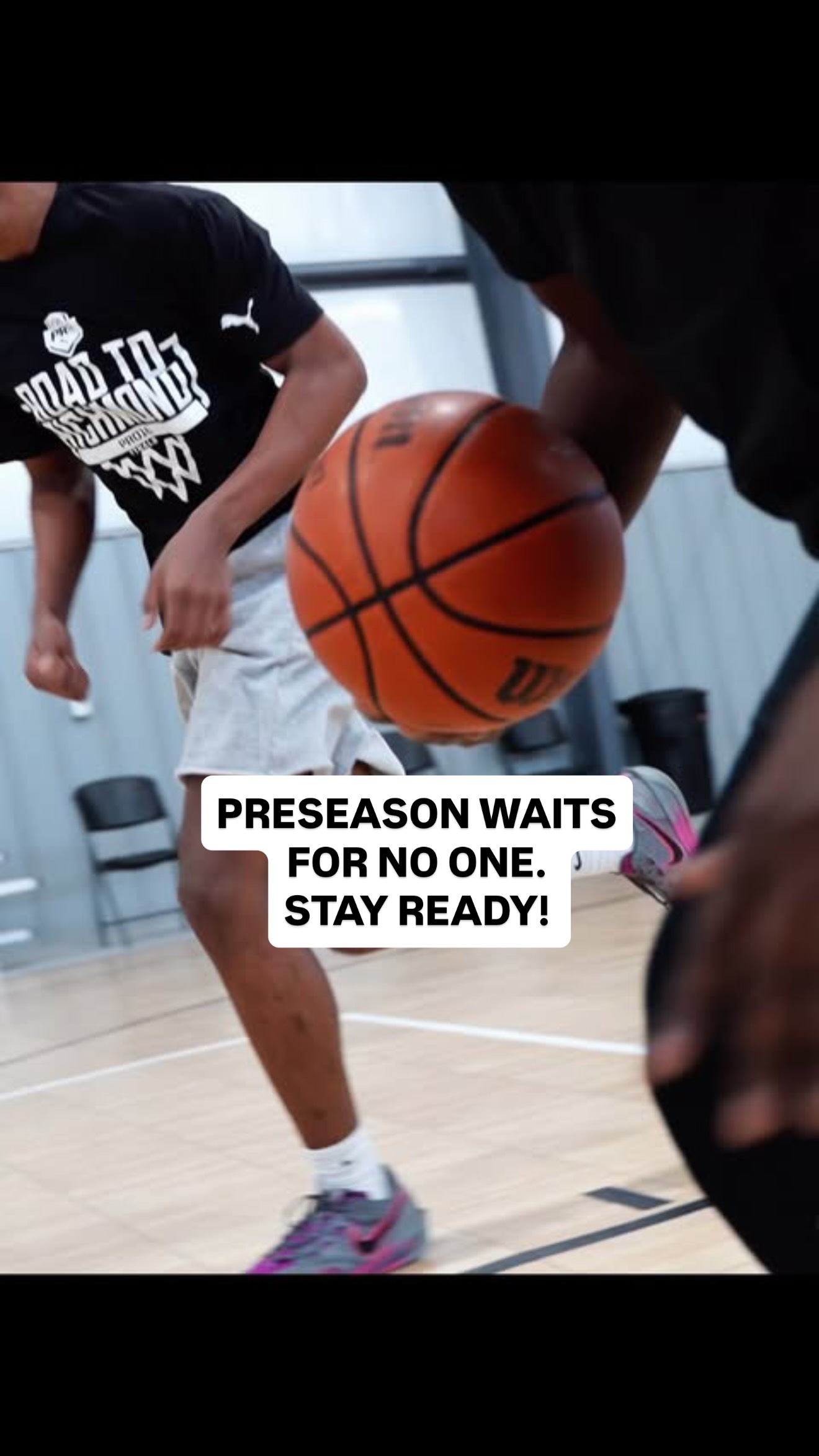 PRESEASON WORK💯 Your next season starts NOW‼️Will you be ready❓
🔗 in bio to book
#Hoopers #basketballtraining #explorepage #houstontrainers