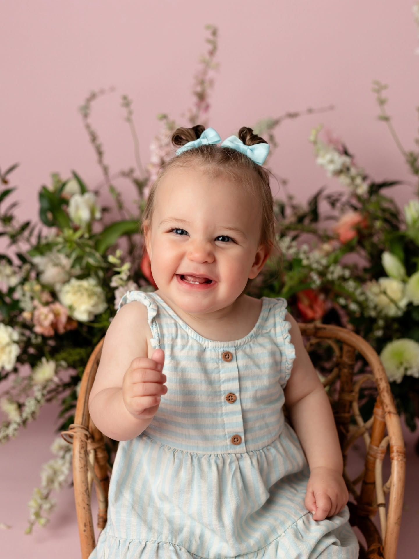 The nose scrunch. 😆
And there’s something about a little one with her thumb that just melts me.