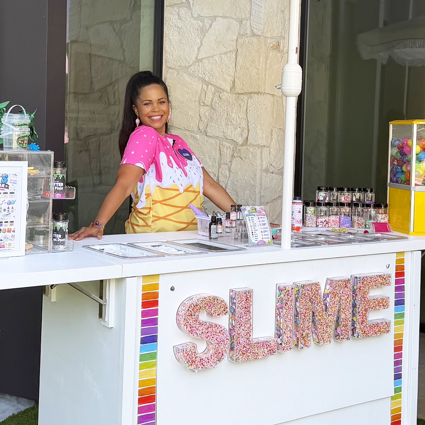 Still not over this. π₯Ήπ
Our newest activation officially made its debut, and seeing the kids light up while creating their own custom slime made every late night worth it. π«§β¨
SLIME BAR CART
My new favorite. ππ«
#kiwisparty #atxevents #austinkids #austintexas #childrensentertainment
