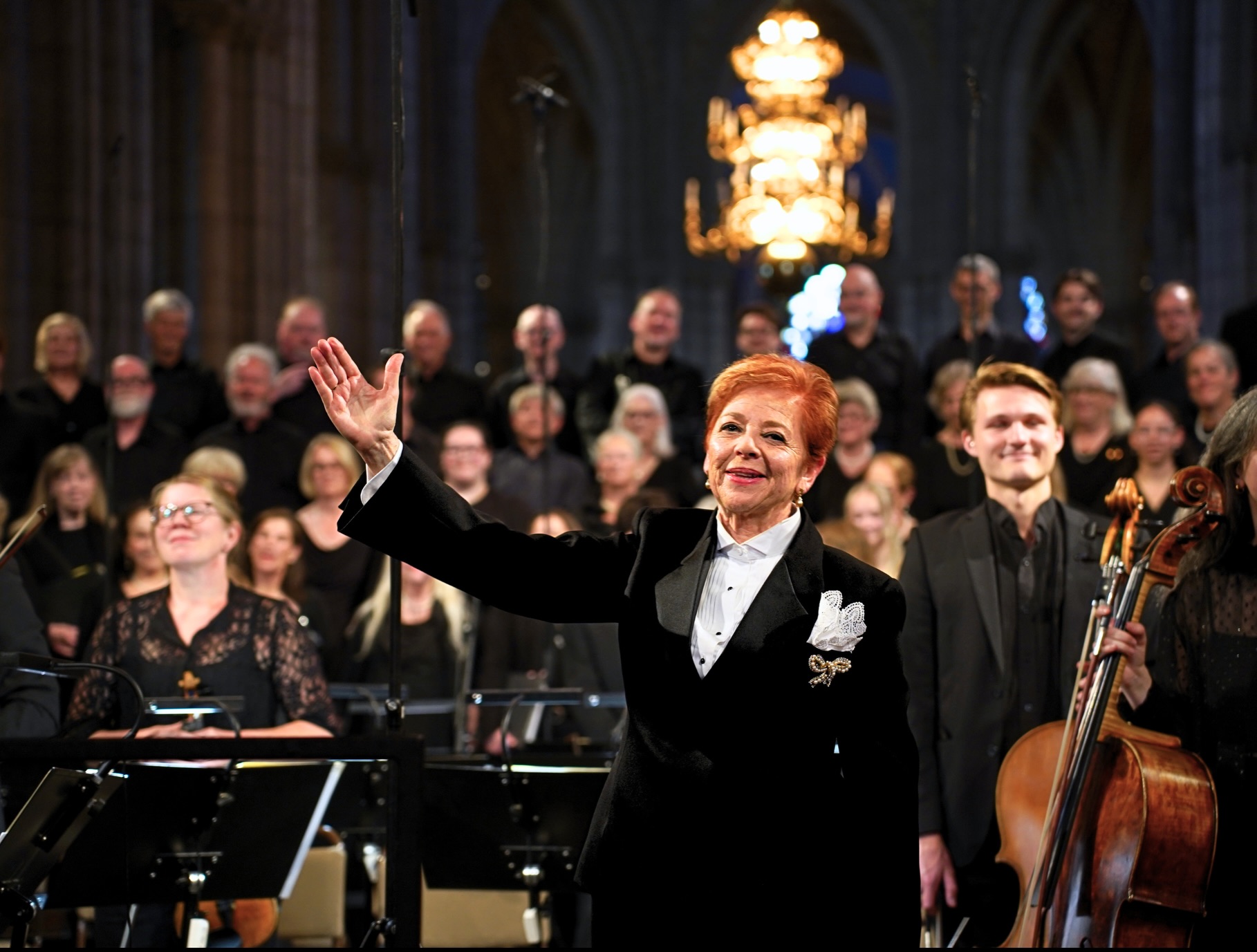 🎉 Congratulations to all who performed in the final concert of the MidAm Sweden Residency with the Stockholm Concert Orchestra at the magnificent Uppsala Domkyrka! 🇸🇪✨
The program featured beloved masterworks including Vivaldi’s Magnificat, Ola Gjeilo’s Dreamweaver, Mozart’s Coronation Mass, Handel’s Zadok the Priest, and Haydn’s Te Deum. Under the direction of Keith Jones, Charlene Pauls, Shulamit Hoffmann, and Steven Edwards, singers from the Swedish Choir, Spartanburg Master Chorale & Friends, Symphony Chorus of New Orleans, and Viva la Musica! joined outstanding Swedish soloists for a memorable afternoon of music in one of Scandinavia’s most historic cathedrals.
Bravo to all the performers for an inspiring conclusion to an unforgettable residency! 👏🎶🇸🇪
#MidAminSweden #MidAmChoir #UppsalaDomkyrka #ChoralMusic
