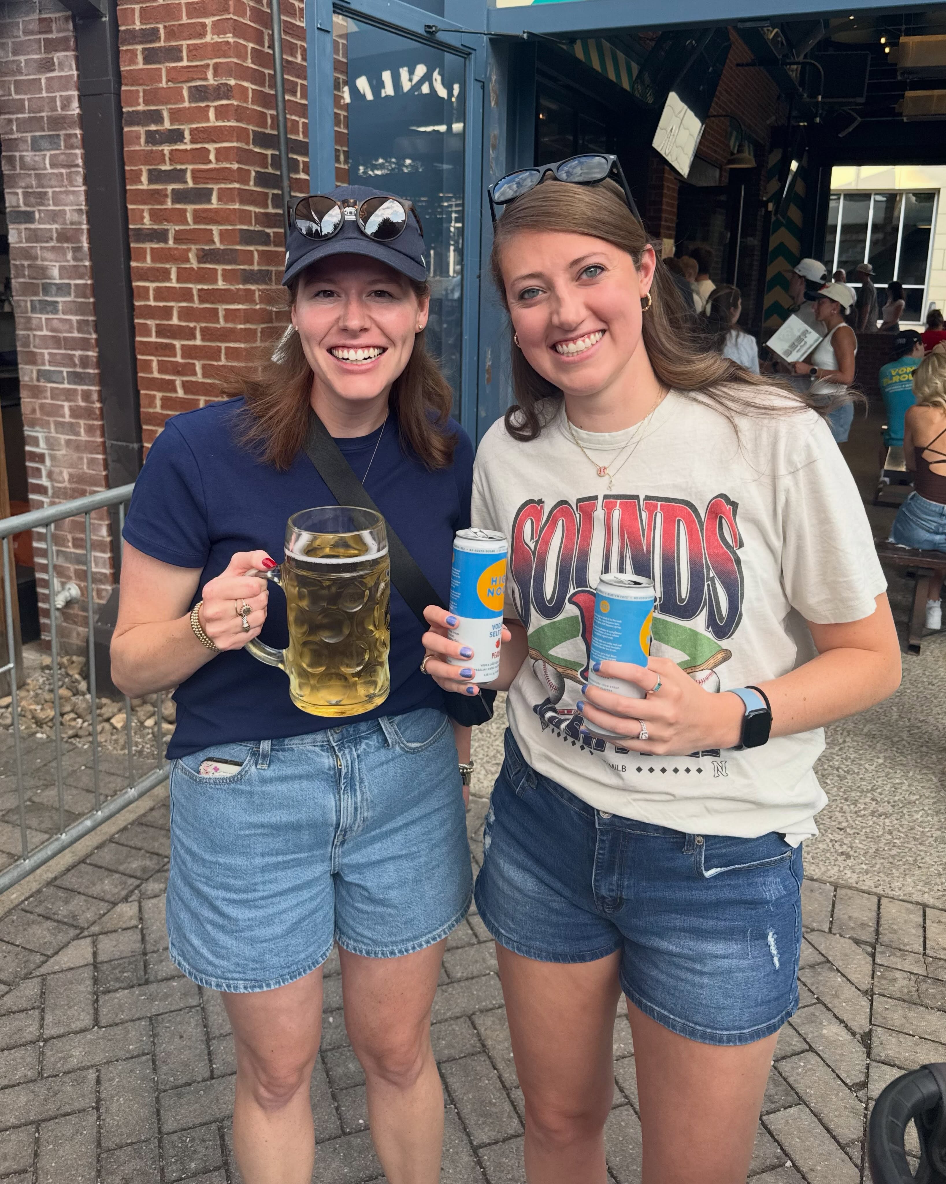 @atlantaauburnclub 🤝 @auburnnashville supporting the Nashville Sounds 🎶 #hags