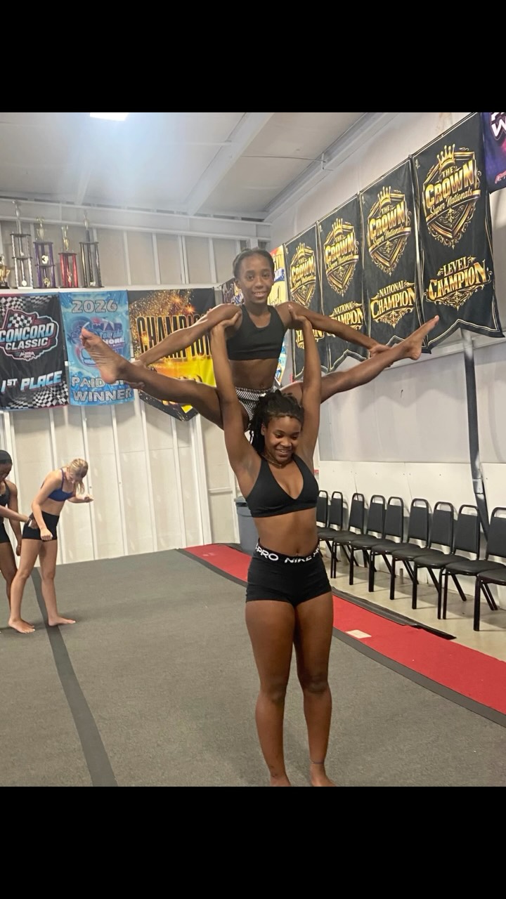 Leadership, team work, and building confidence: these are just some of the skills our students are learning that go beyond dance!
#dancersofinstagram #dancetraining #ballet #acro #dancestudio