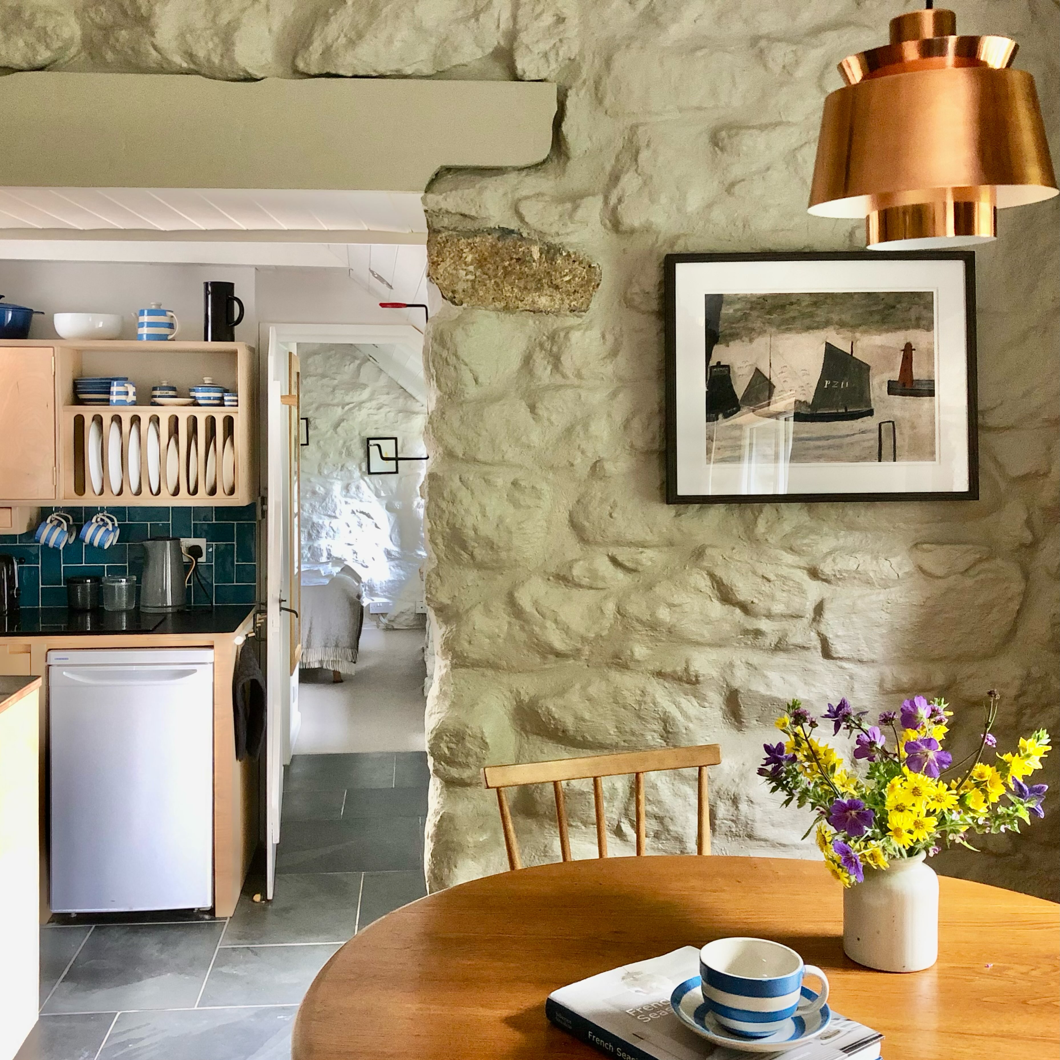 We have a few two-night breaks available in Smugglers Lane in August:
2nd to 4th
14th to 16th
19th to 20th
The cottage sleeps two and is dog-friendly. We have ample parking and are just a couple of miles from the coast.
You can book via our website. Link in Profile.
#lastminutebreak #selfcatering #selfcateringcornwall #cornwallholiday #summerholiday