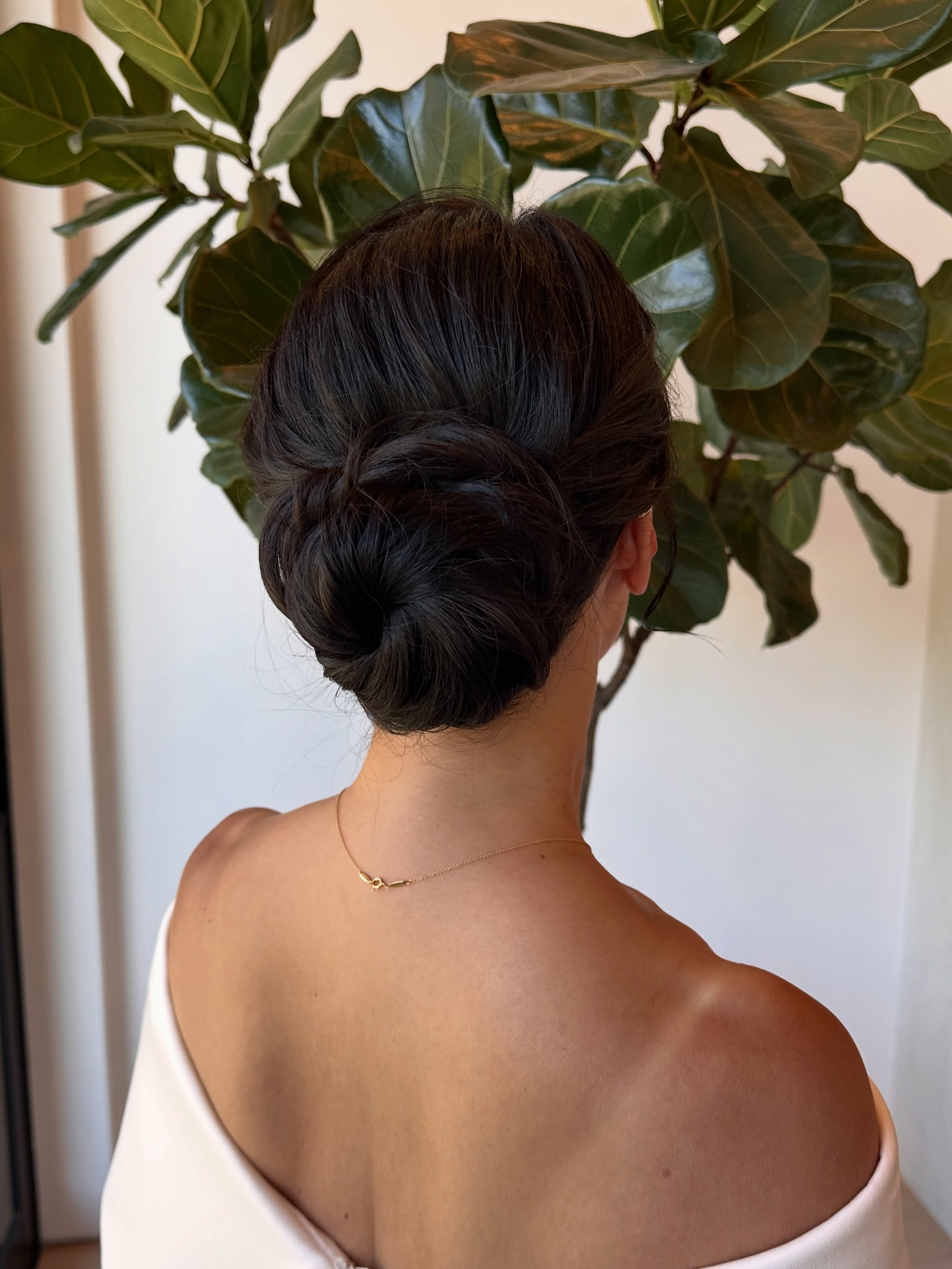 Bridal updo ✨
#bridalhair #asianhair #weddinghair #bridalupdo #updohairstyles