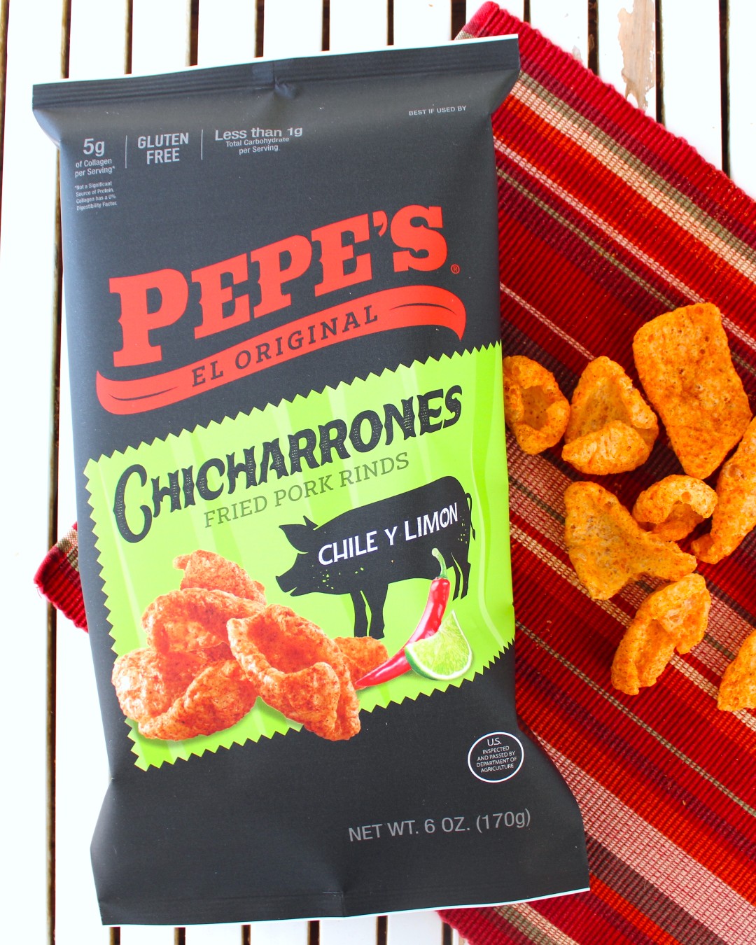 When the chicharrones hit the bowl, the snack game changes. ๐ฅ
These rinds donโt mess around.
Share this post with someone you'd share rinds with!