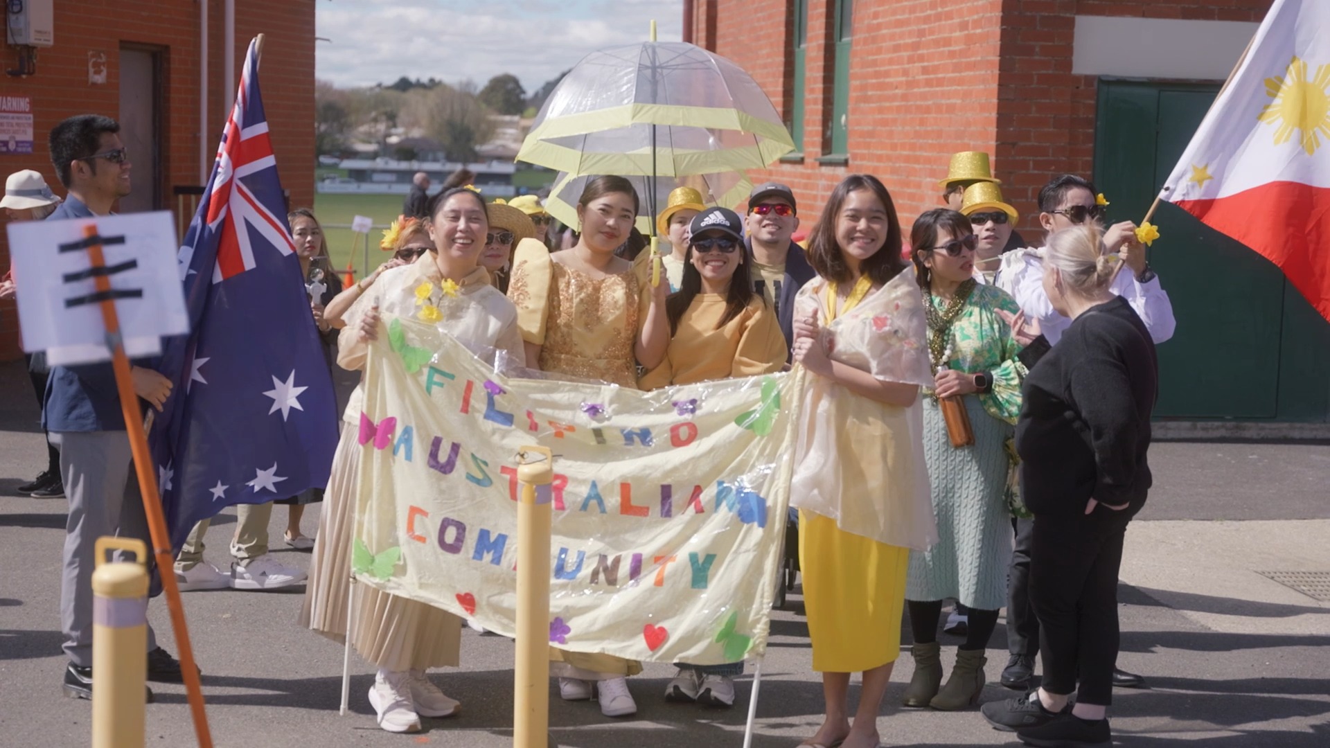 Looking back at last year’s Grand Parade - a day full of colour, music, and plenty of smiling faces. It’s one of those moments that brings the whole town together.
Mark your calendars for the next Grand Parade and Fair on Sunday 13 September 2026, from 12:30pm on Mollison Street. If you’d like to participate in the parade, please visit our website and complete the participation form.
See you there for another big community celebration.
--
The Kyneton Daffodil & Arts Festival
📍 4–13 September 2025
Supported by Major Sponsors @kynetononriverside
Visit our website to view all events and sponsors.