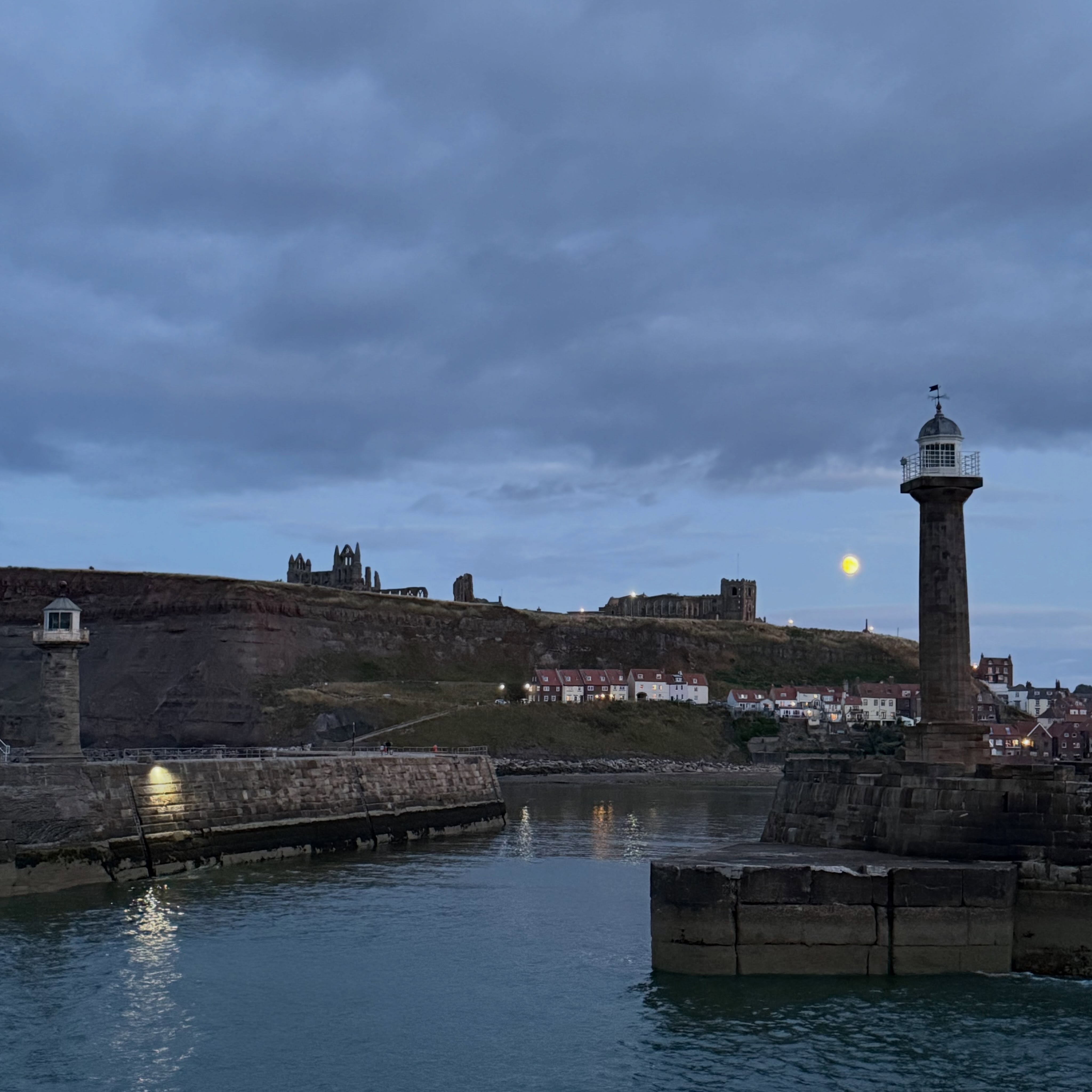 Whitby, you were wonderful ❤️🖤
#whitby #dracula #yorkshire #kippers #summer