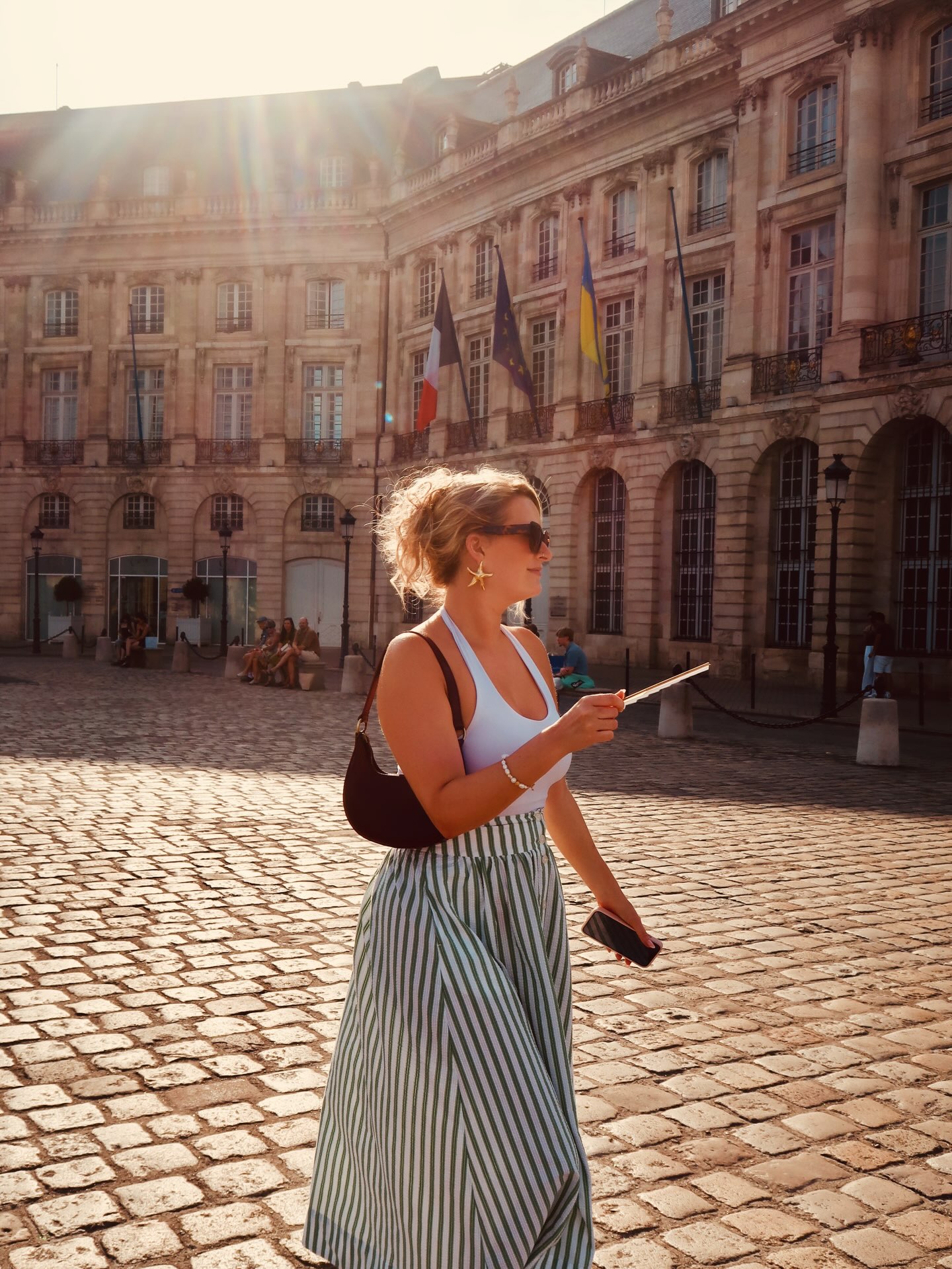 French Summer 🇫🇷
📍Bordeaux
@emmaroberts.mua
@chateaugassies
.
.
.
#destinationwedding #bordeauxwedding #bordeaux #travellinghairstylist #bridalhair