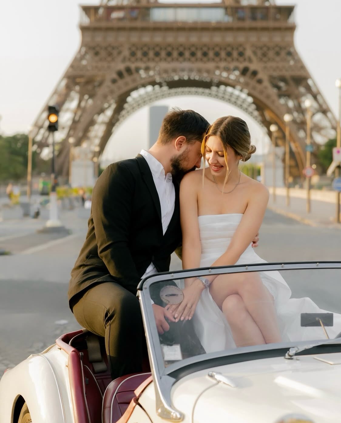 They chose our Triumph Tr3 for their photoshoot
-
🚗 Available for wedding shoots, fashion campaigns and private events.
📍 Paris
📩 Inquiries welcome
📸 @litvinjulia.photo
-
#weddingphotography #weddingcarphotoshoot #weddingcarrental #vintagecar parisphotosho