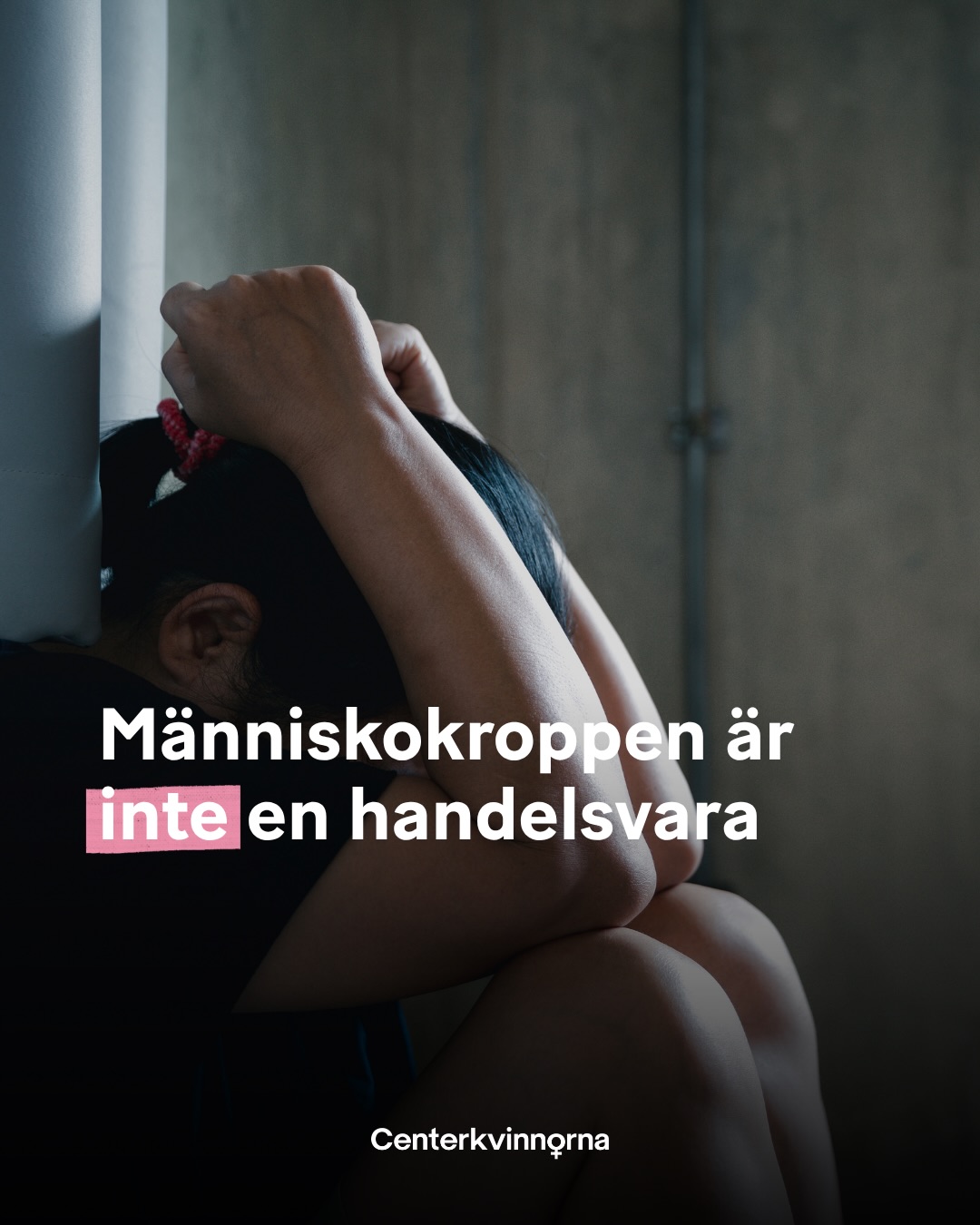 Människokroppen är inte en handelsvara.
På Internationella dagen mot trafficking vill vi uppmärksamma att människohandel och prostitution fortfarande förstör människors liv, varje dag.
Ingen människa ska kunna köpas, säljas eller utnyttjas. Frihet börjar med rätten till sin egen kropp.