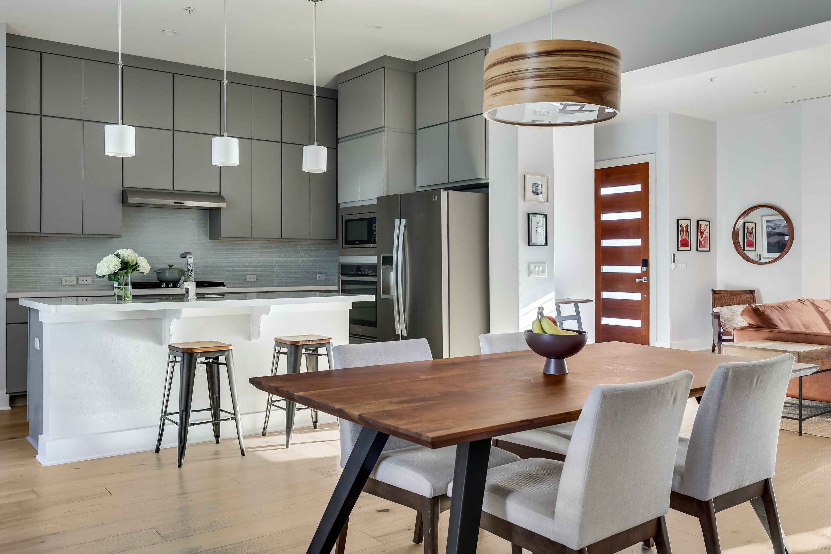 A really solid one in Mueller.
The home had great natural light, a lot of space, and something different to capture on every level.
4719 Ruiz Street captured for @amandatrevinorealestate 📸