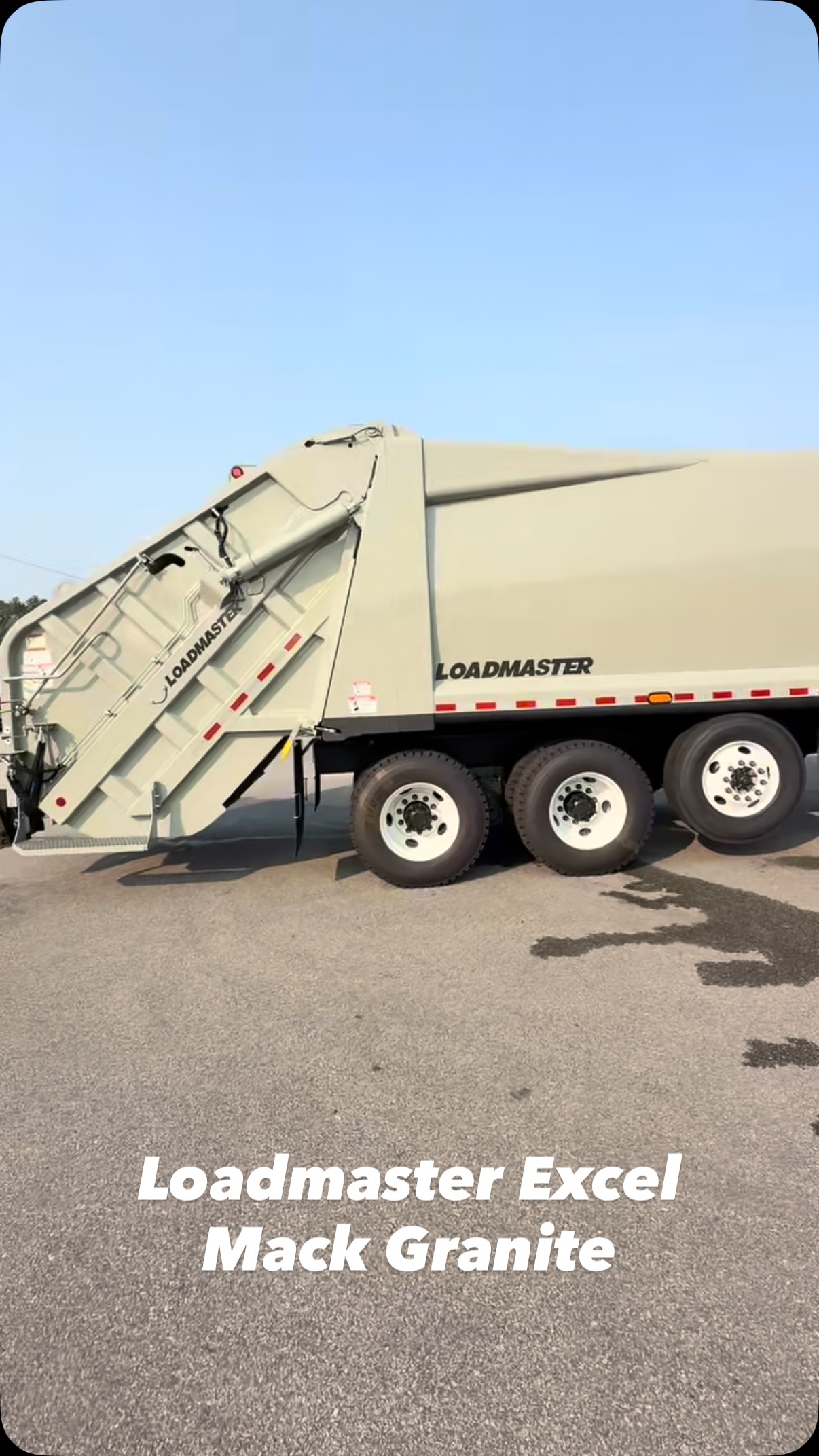 New truck delivery day highlight! Mount Pleasantโs Loadmaster Excel is a beast!!! This is number one of two being added to the fleet. Need to pack some trash? This is the way to do it! Need a demo? Call! Need one quick? We have you covered! #wearethecarolinas
.
.
.
.
.
.
.
๐ @loadmaster_refuse Model Excel on Mack Granite
๐ @mountpleasantgov
๐ธ @davidmhull87
#refusetruck #streetsweeper #grappletruck
