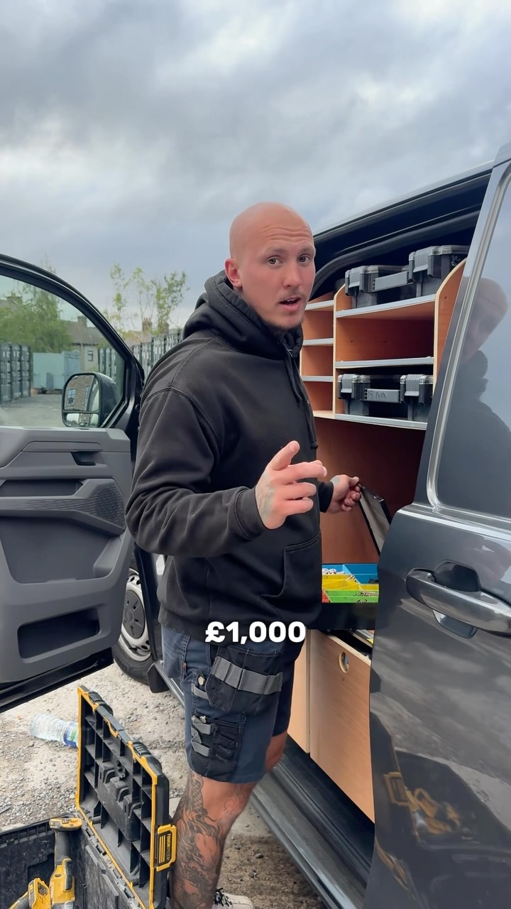 You’ve got to spend money to make money..
I started this business with only £1000.. that £1000 got put down on a deposit for a van, and the rest came once I started getting the work in 🚙
#plumbing #plumbingbusiness #tradie #heatingengineer plumbers