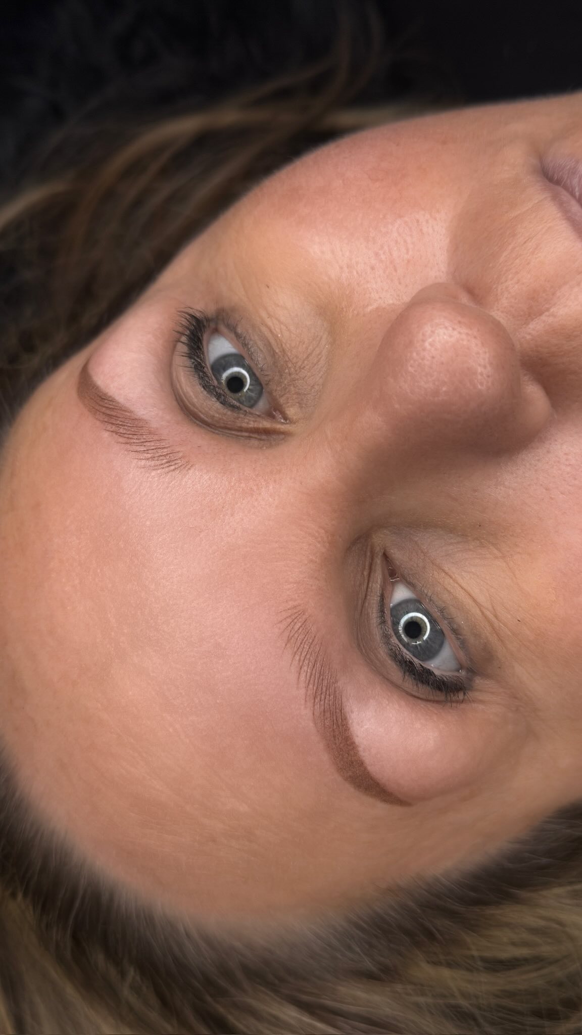 These brows aren’t just new, they’re a full reset 🤍
Before this Combo Brows result was possible, we had to lighten her old brow tattoo enough with laser to work over: safety, effectively, with no harm to skin. We did only one removal session to achieve these results.
Only then we could build these Combo Brows: nano strokes for natural, hair-like detail, layered with soft powder shading for depth. The best of both techniques ✨
Do you like the final result? Write in comments ⬇️
Permanent Makeup Services,
Tattoo Removal & Carbon Laser Facial
⬆️Book apt with the link in bio
✨Free Consultation available
📍Oshawa, Ontario
✉️browsbyieva@gmail.com
☎️416-804-6749
Website:
permanentbeautybyieva.com
#tattooremovaloshawa#whitbytattooremoval#ajaxtattooremoval#nanobrowsoshawa #whitbynanobrows
