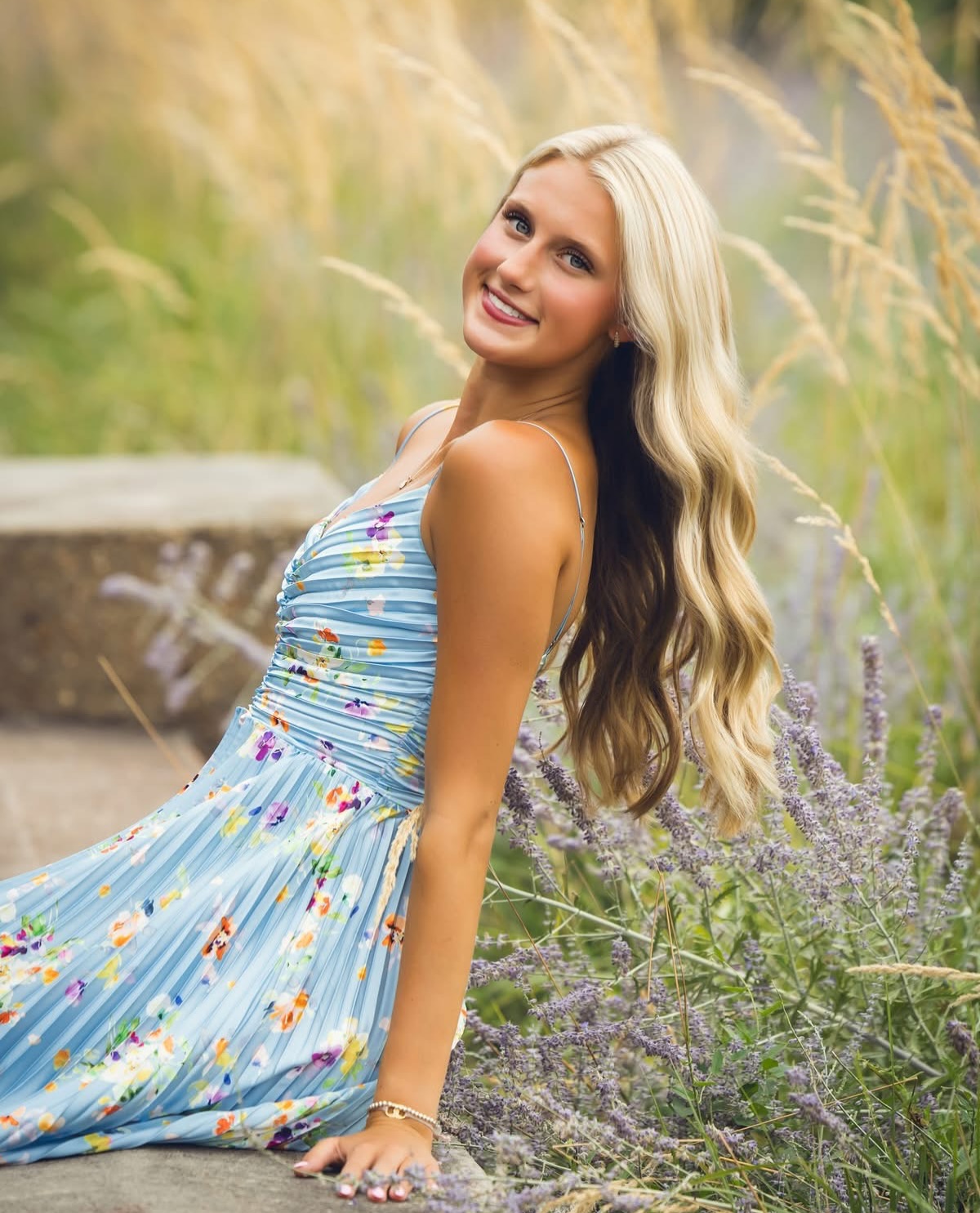 Elise got such a beautiful variety of images at Forest Park last week! How lucky we are to have so many beautiful choices of settings in the St Louis area. I have been photographing Elise since she was about 6 years old. I feel so honored to capture her Senior pictures this year!
