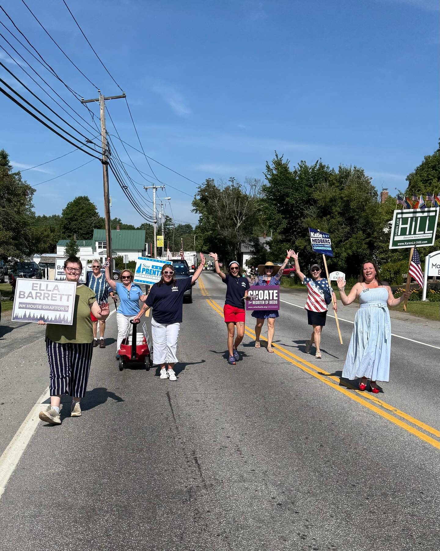 What a great day on the campaign trail with fellow downballot candidates across Executive Council District 2!!
🥞 New London Hospital Days Rotary Pancake Breakfast
🇺🇸 Canaan Old Home Days Parade
☀️ Orford Flea Market
🌸 Andover Democrats Garden Party
Nothing better than spending time with friends across the district, participating in local traditions, and supporting fellow Democratic teammates.
Proud to be on the ballot with @sueprentissfornh, @khedberg18, @ellabarrett4nh, @votechoate, @zsters06, @shephard_for_sheriff, @rebeccafornh, Paul Goundry, Thomas Ware, Hal Tuttle, and Lorna Carlisle!
#NHPolitics #FITN #NHDems #CampaignTrail #Community @nhdemocraticparty