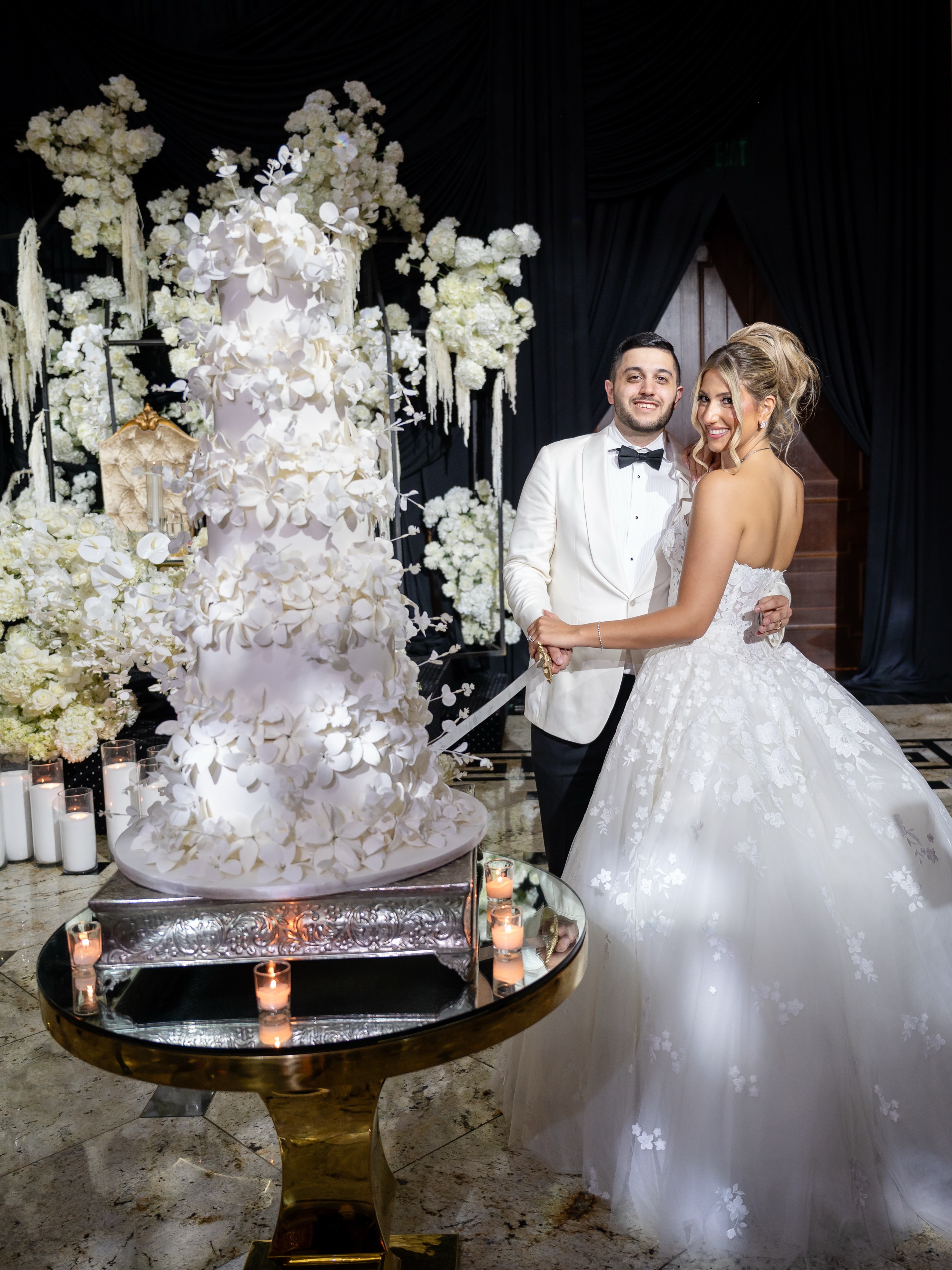 Sneak peek ✨ Hiba & Rami’s wedding was nothing short of magical. More to come. 🤍
.
Photographer: @alykulerphotography
Venue shadowbrooknj
Floral Design @weddedevents @nadak_floral
Coordinator @giftedeventsnj
Videographer @heatzfilms
Content @vowsandviewss
Hair @beautybypashka
Makeup @pixzydust
Entertainment @thebeardeddjs
Dress @white_house_bride @zuhairmuradmariage
Zaffeh @afrahevents
Stationary @maddyjaneco
Cake: @calandrasbakery