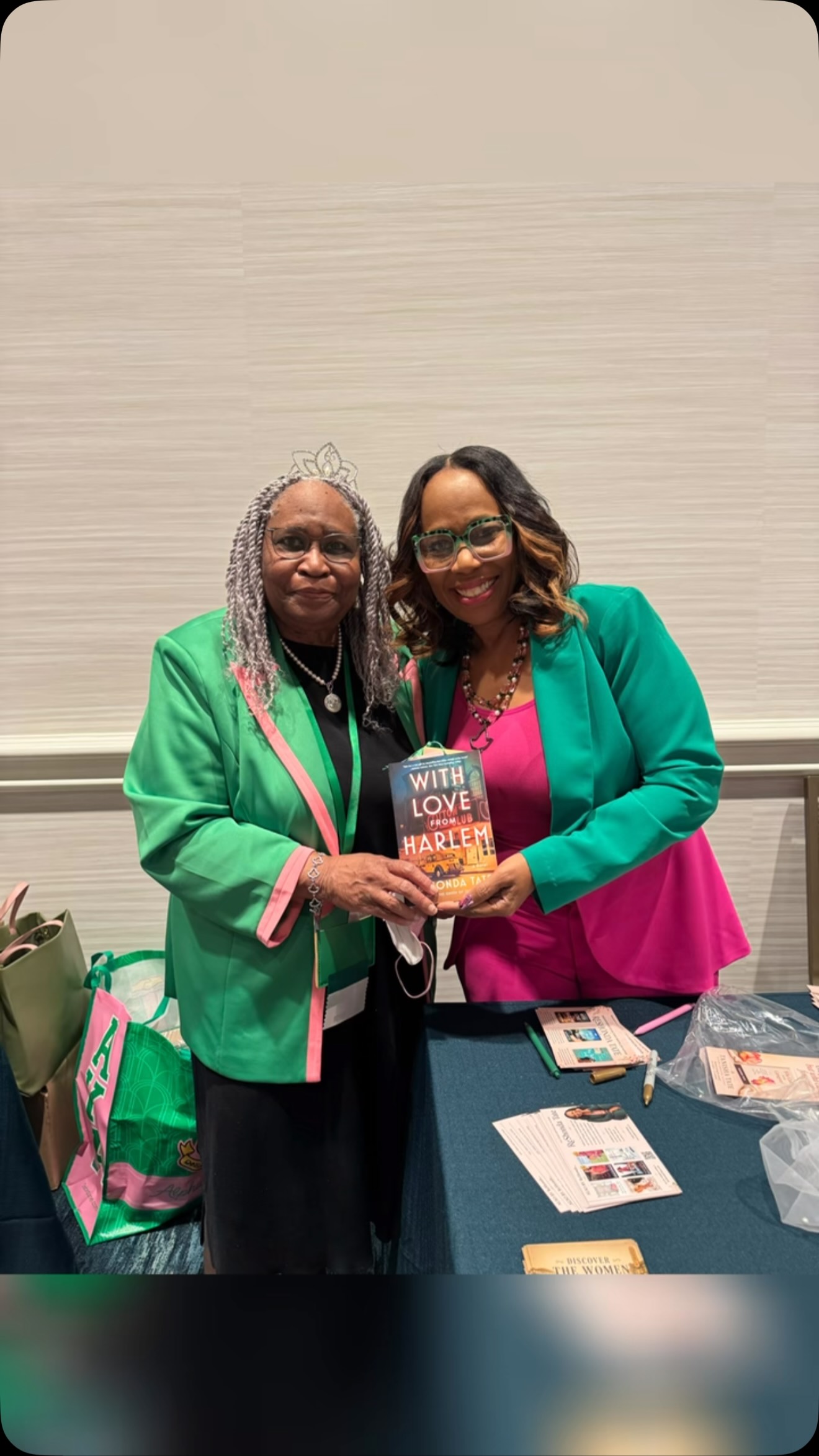 Members of Alpha Kappa Alpha Sorority, Incorporated®️, Iota Alpha Omega Chapter proudly attended the 72nd Boule in Las Vegas, Nevada. Throughout the week, members engaged in the business of our beloved Sorority while strengthening the bonds of sisterhood through fellowship, leadership, and service.
As we return home inspired and energized, we remain committed to carrying forward the vision of our Founders and continuing our work in service to all mankind.
💕💚 #AlphaKappaAlphasororityincorporated #72ndBoule #IotaAlphaOmega #Sisterhood #ServiceToAllMankind