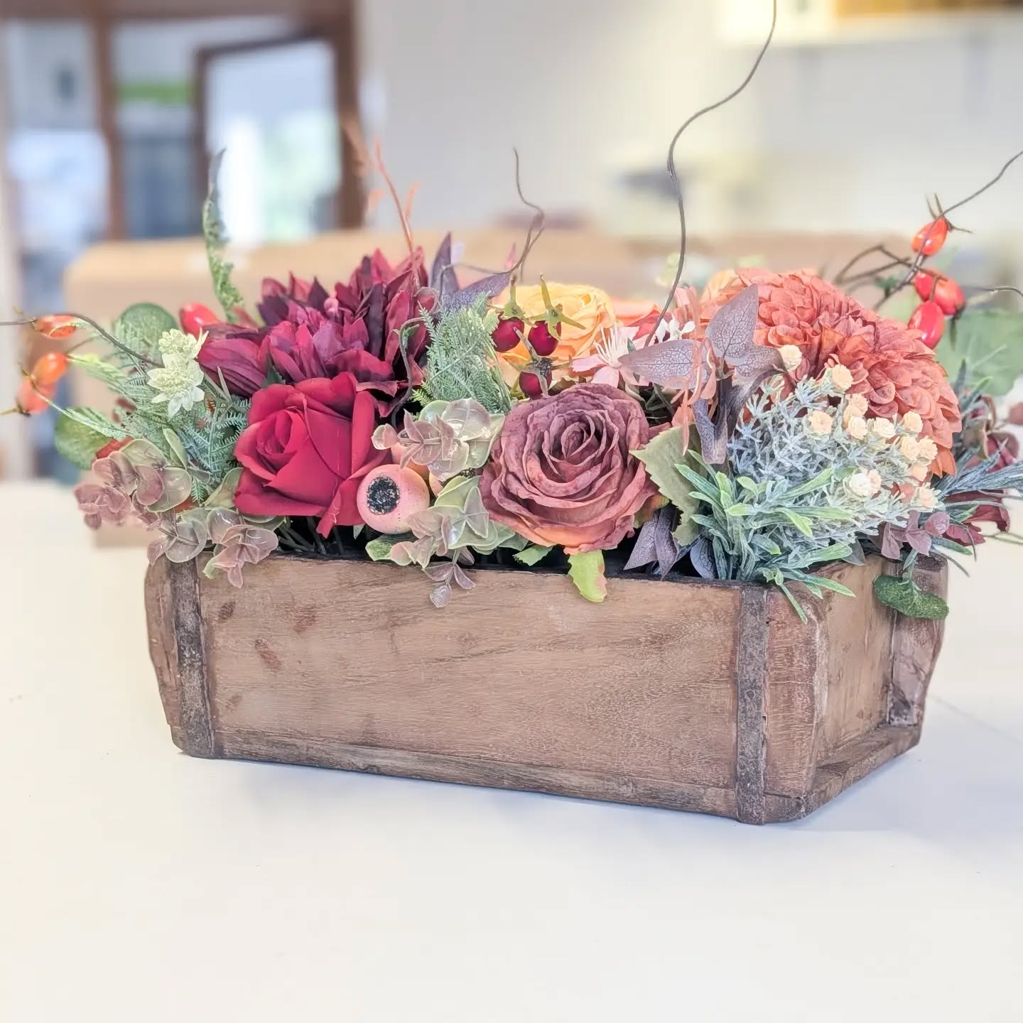 We’ve made the hire process beautifully simple.
• Order with either Linen & Lace or Jo Hicks Flowers
• Collect & return from Ringwood or Hythe
• Flexible dates around your event (subject to availability)
• Collect at least the day before for stress-free styling
Luxury florals without complicated logistics.
Pop us an email to enquiries@linenandlacehire.co.uk or info@johicksflowers.co.uk for further info, and you can view the brochure on either of our websites.
Photo shown of our rustic brick mould design.
#fauxfloralhire #fauxweddingflowers #artificialweddingflowers