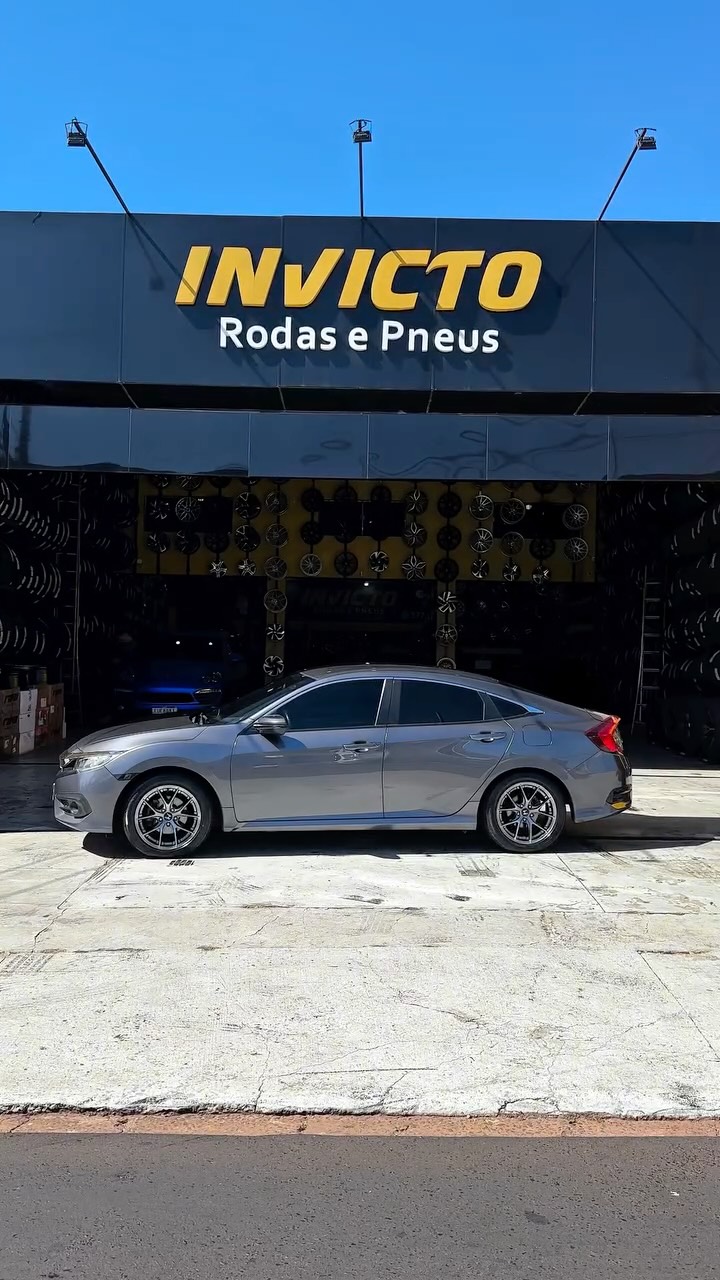 HONDA CIVIC G10
🛞 Roda GT-7 BBS Dark Gloss
• Medida: 18x8,0
• Furação: 5x114,3
• Offset (ET): 40
• Cubo (CB): 72 mm
➡️ Acabamento Dark Gloss com design inspirado nas clássicas BBS, entregando esportividade, elegância e um visual marcante para o Civic G10.
🛞 Pneu Pirelli Cinturato P7 Seal Inside
• Medida: 215/50 R17
• Índice: 91V
• Etiqueta: C/B (70 dB)
➡️ Equipado com a tecnologia Seal Inside, que permite continuar rodando mesmo após pequenos furos na banda de rodagem, oferecendo mais segurança, conforto e confiabilidade no dia a dia.
🔧 Serviços Realizados
• Alinhamento
• Balanceamento
✨ Um projeto que une sofisticação, tecnologia e desempenho para destacar ainda mais o Honda Civic G10.
📍 Invicto Rodas e Pneu
📞 (16) 3771-2800
🙏 “Quando Deus está no controle, cada passo nos aproxima de uma grande conquista.”
#InvictoRodasEPneu #HondaCivic #CivicG10 #GT7 #BBSStyle Pirelli CinturatoP7 SealInside