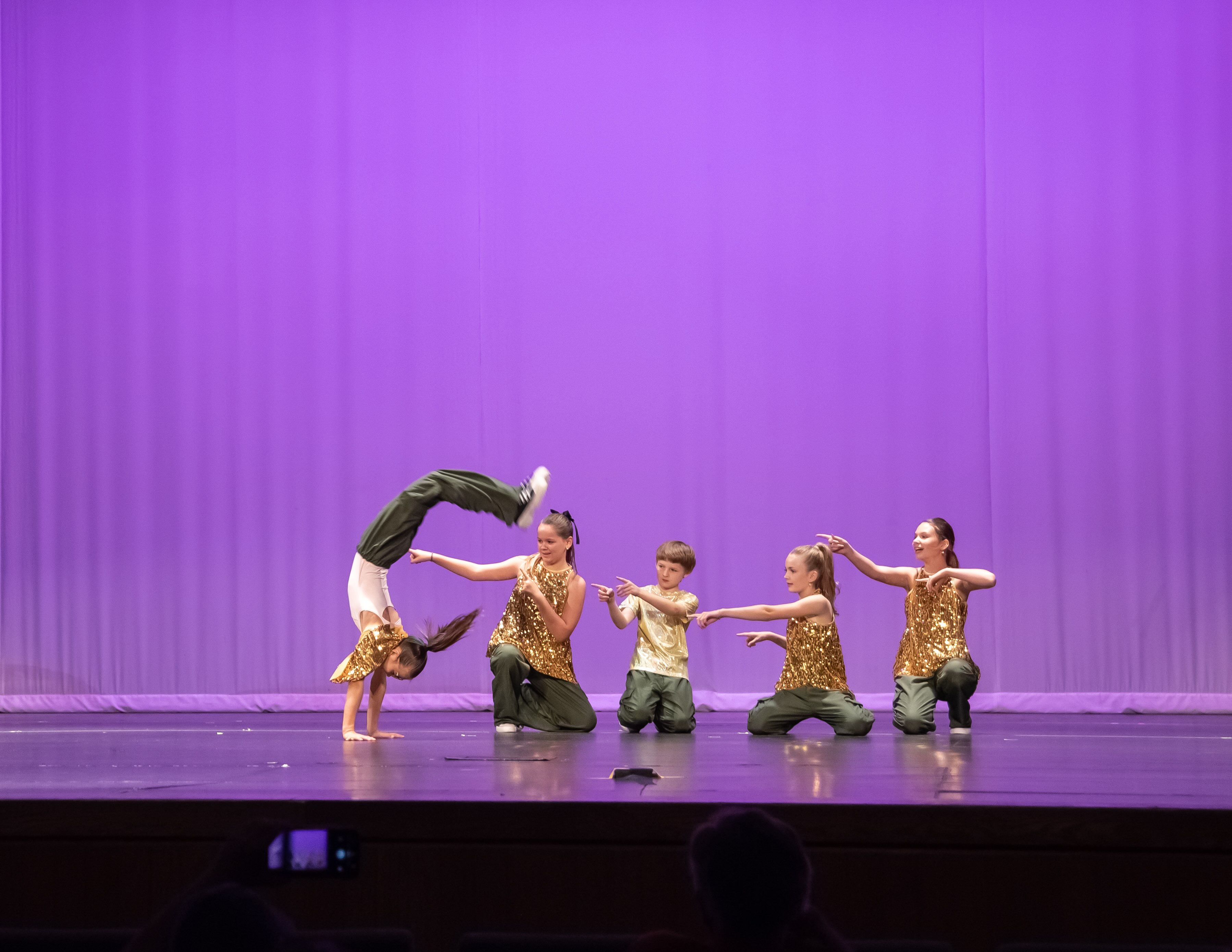 Flipping into the new dance season like… We absolutely can’t wait to be back in the studio! 💚✨ #dance #dancestudio #summervillesc #summervilledance