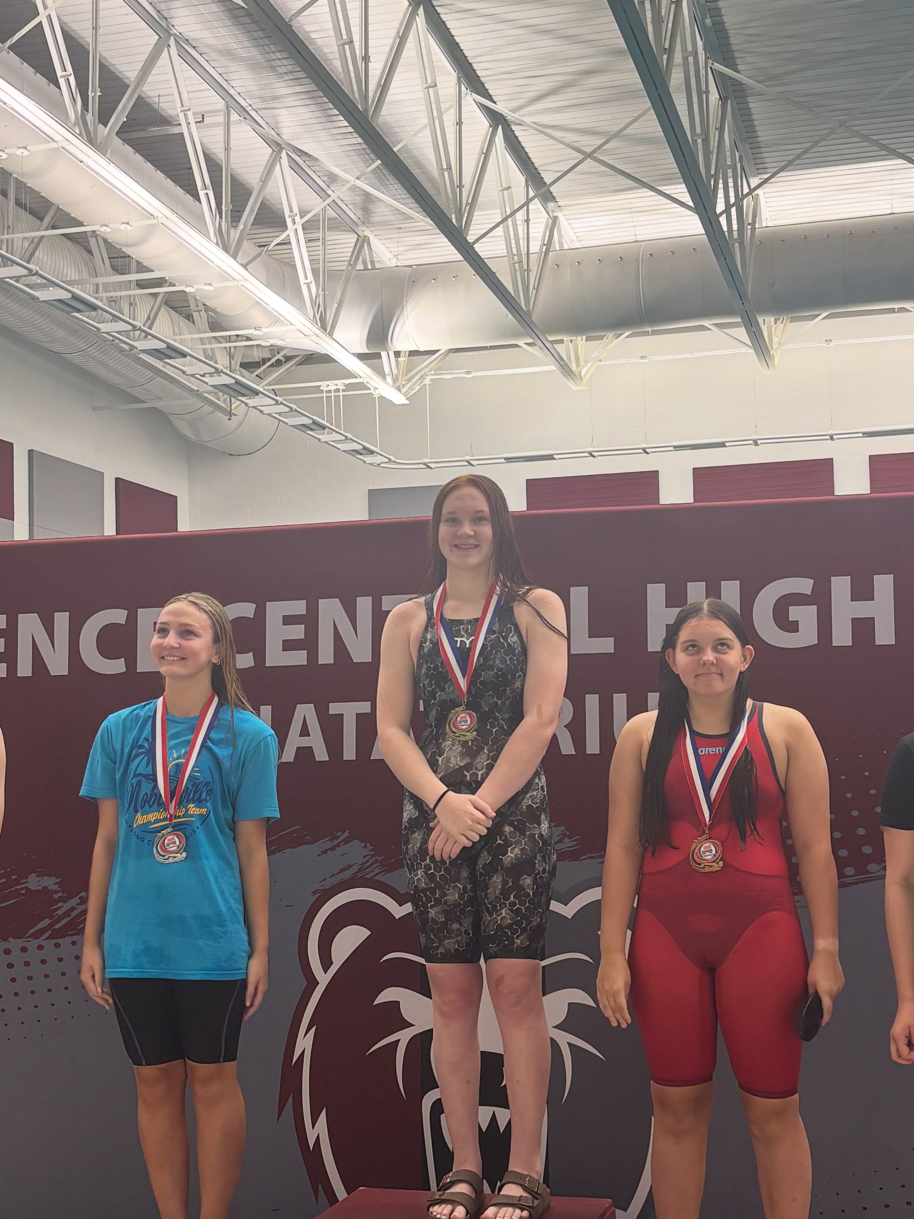 IN Summer CE Divisional Championships:
Girls 14&U 200 Fly:
Ella Riley - Champion
Brinley Snider - 3rd Place
Boys 14&U 200 Fly:
Shiloh Pak - 4th Place