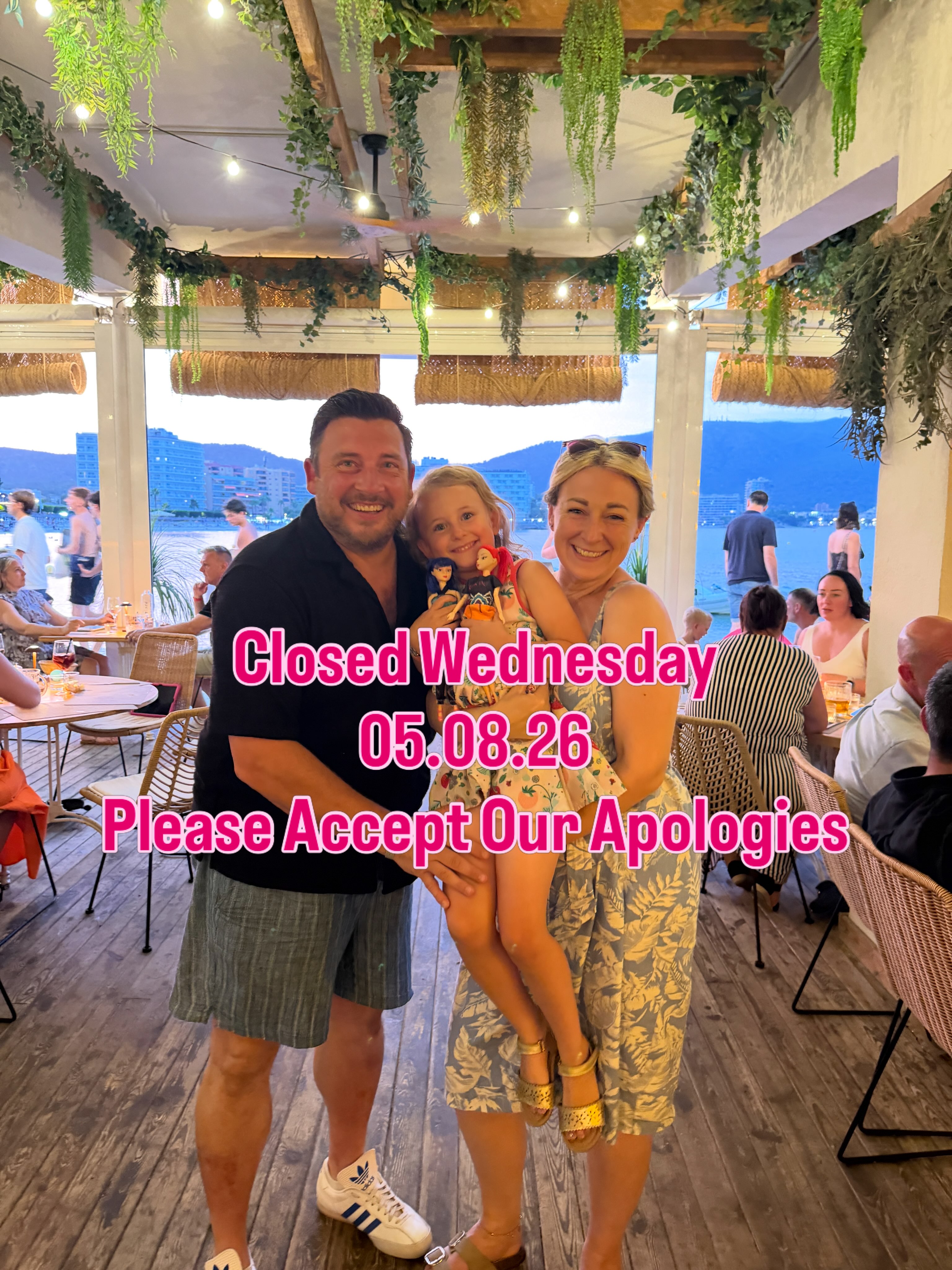 Hi Everyone
We fly back from our family holiday tomorrow, Emma, Martha & Lisa are on their holidays so we will not be open.
See you all Thursday onwards!
Laura & Luke