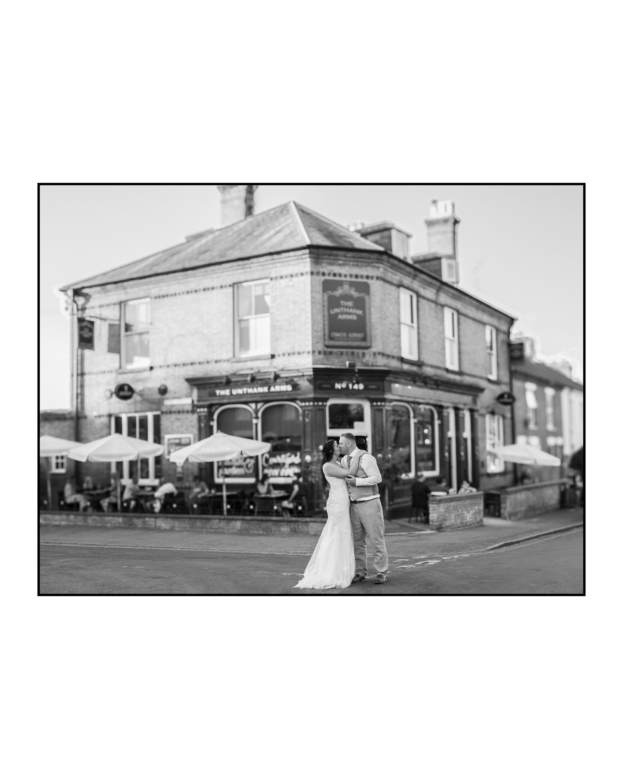 Some of my favourite black and white frames from E & D’s wedding last month. 🎬
•
Venue @theunthankarms
Hair Stylist @rubytuesdayshb
Makeup artist @poppysandsmua
Wedding car @pjweddingcars
DJ/Band @ea_djs
Cake @cakes.by.aliah
#norwichwedding #citywedding #norfolkweddingphotographer #norwichweddingphotographer