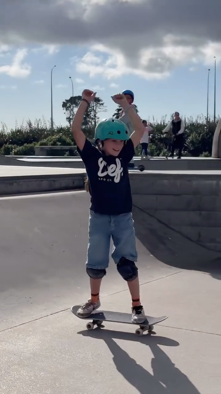 some more highlights from over the school holidays with our school holiday skate tours 🤩 so rad to spend the day with a bunch of girls from beginners up to some of nzs best female skaters at the moment 🥰 big inspiration for the beginner skaters getting to spend the day skating with such a cool group 🫶