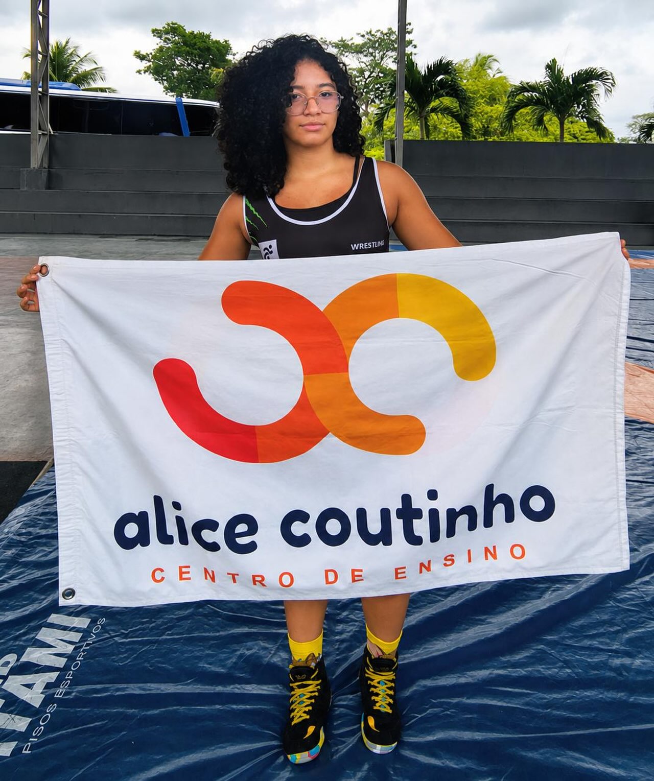 Por aqui temos aluna classificada para a etapa Nacional de Wrestling dos Jogos Escolares! 💪
Parabéns, Giovanna Silva (2º Manhã)! Estamos muito orgulhosos do seu desempenho. 🧡
#alicecoutinho #centrodeensino #campinagrande