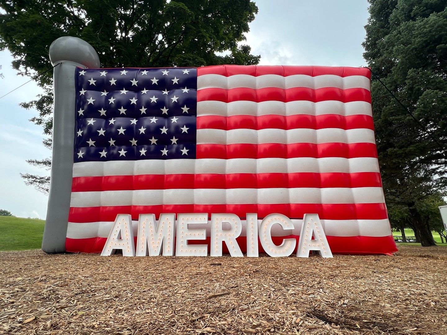 AMERICA ... need we say more?!? Thanks @desmoinesgolf!