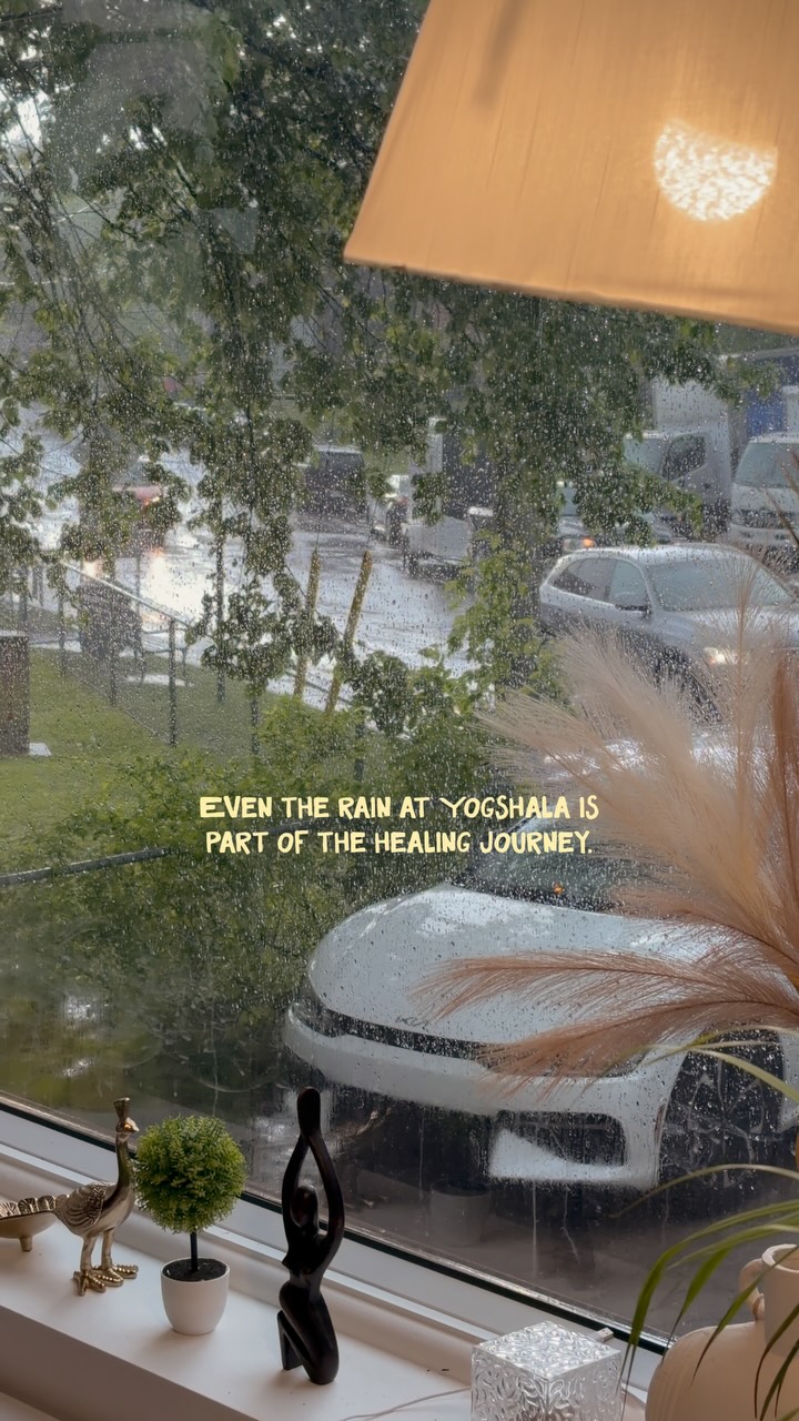 Yoga 🤝 Rain 🤞 Yogshala