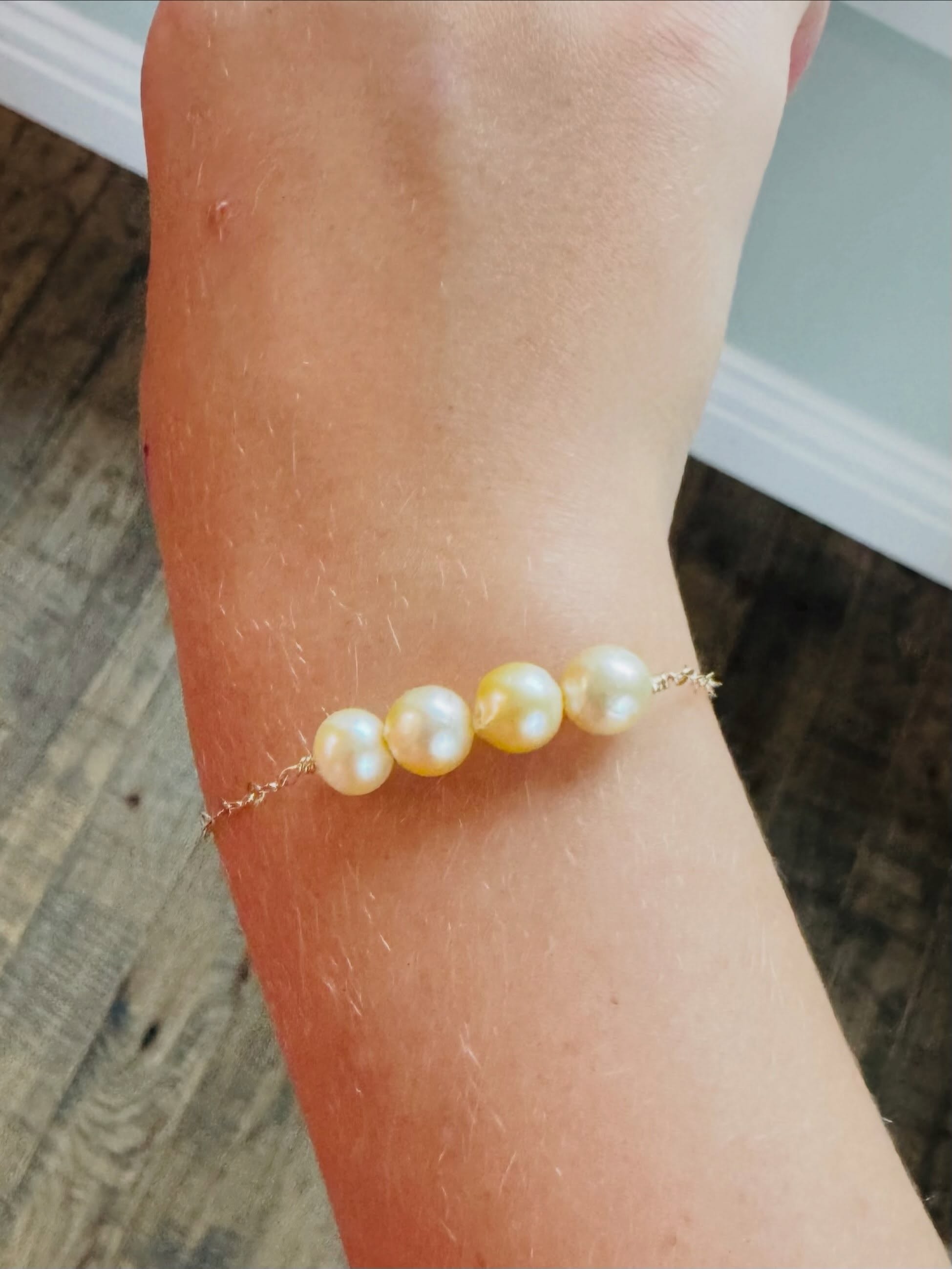 14k Gold Vermeil & Mother of Pearl
#leeandlo #handmade #wearables #jewelry #accessories