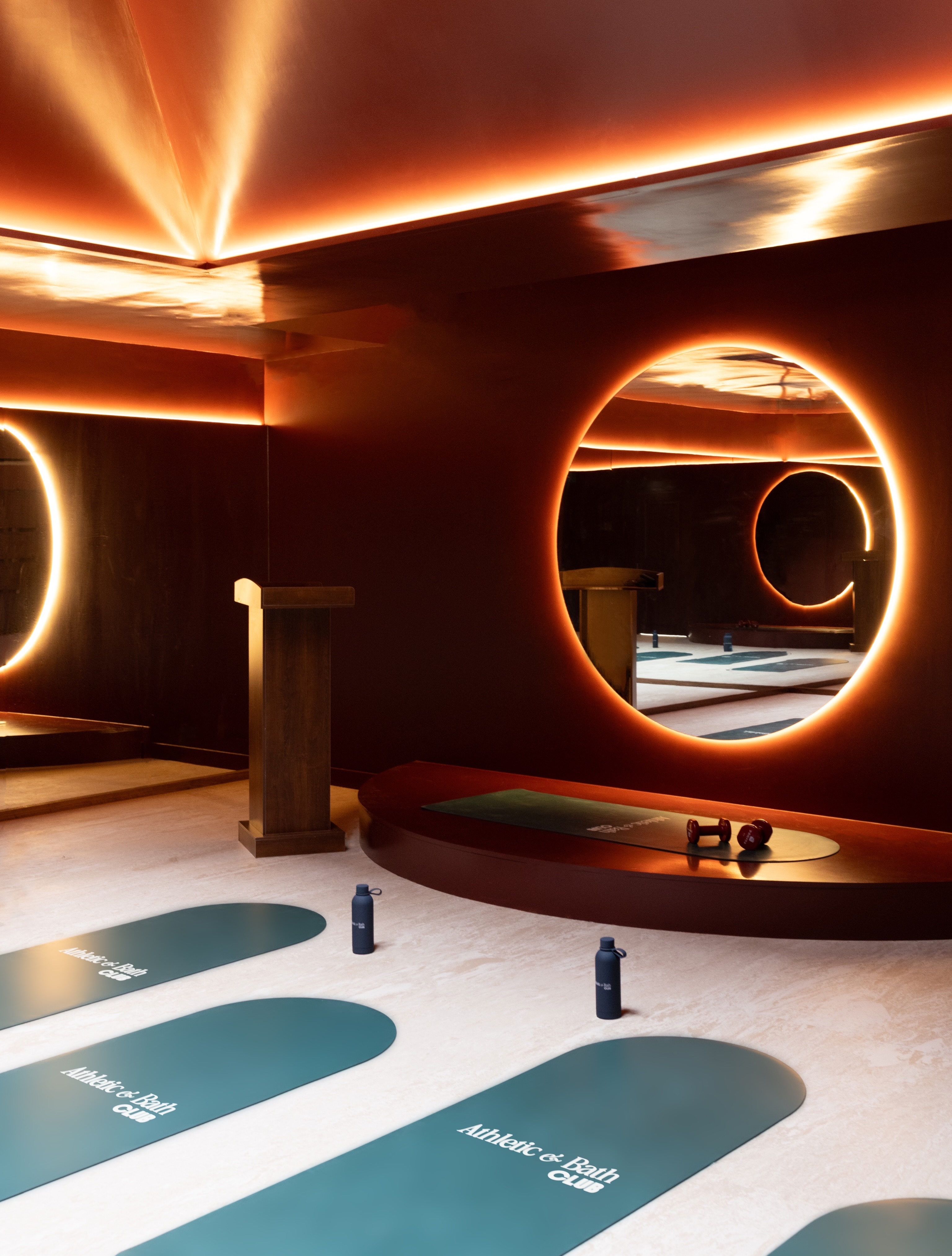 ✨ Introducing Athletic & Bath Club, Bordeaux.
A private sanctuary where sophistication, exclusivity and wellbeing come together.
Inspired by the timeless elegance of traditional gentlemen’s clubs, every space has been thoughtfully designed to create an atmosphere of serenity, privacy and refined performance. More than a fitness club, it is a destination where movement, recovery and personal growth become part of an exceptional lifestyle.
An environment where every detail matters.
An experience reserved for those who expect more.
Proud to be part of this exclusive vision ❤️ @athleticandbathclub
#PaviFLEX #AthleticAndBathClub #LuxuryWellness #BoutiqueFitness #Bordeaux