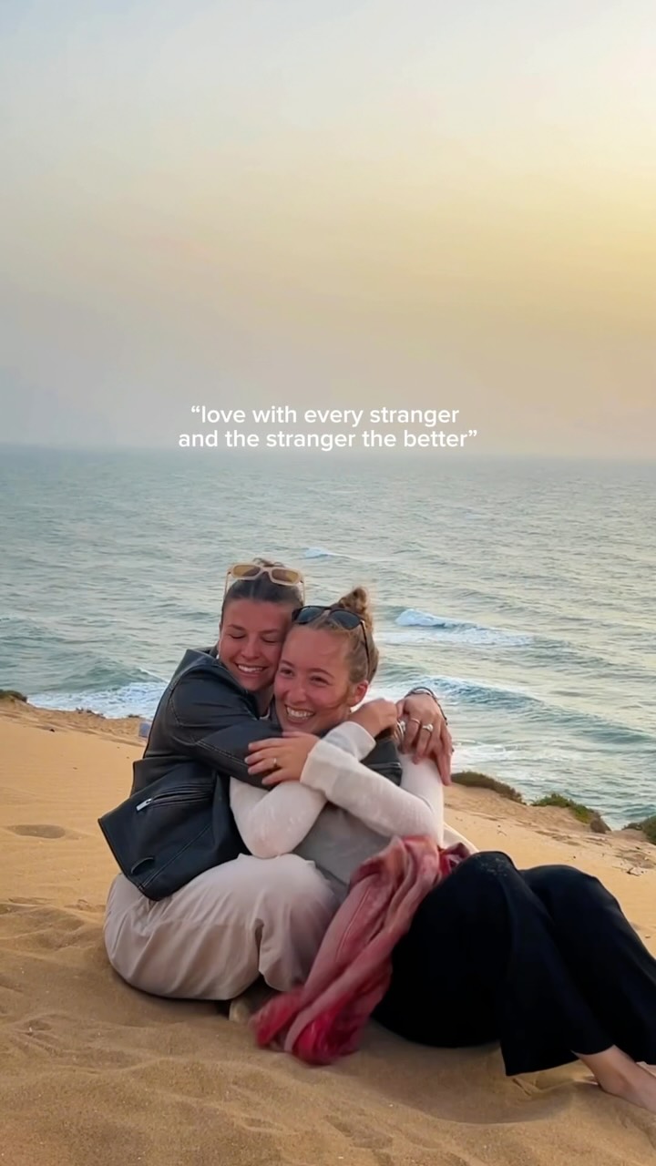 A reminder that the people you haven’t met yet could completely change your life.
One week.
One villa.
A group of girls from allll l over the world.
And somehow... friendships that continue long after the trip ends🌎💗
This is what Dream Life Getaway has always been about🌞🌴🏄🏻♀️🌺
#strangers #dreamlife #romanticizeyourlife #girlstravel #femalefriendships