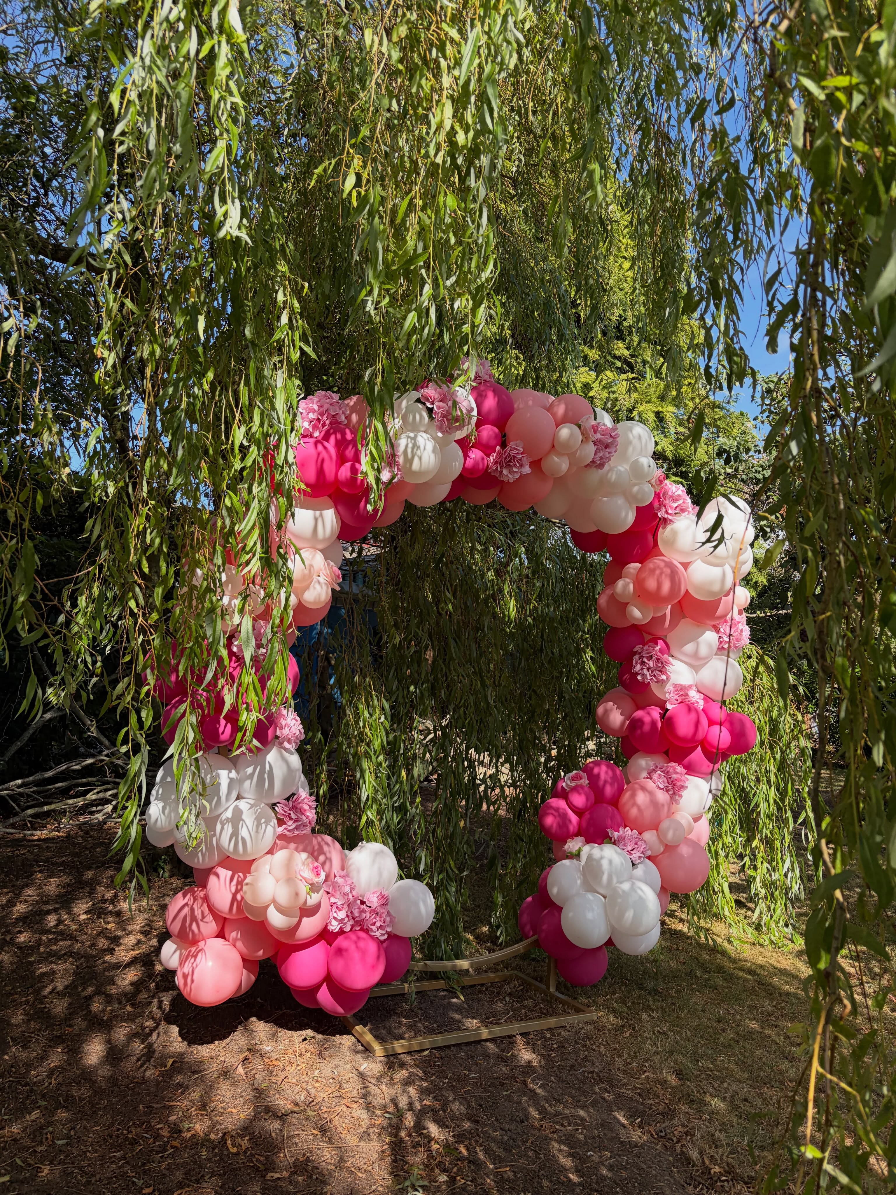 ๐๐ธ๐
#balloonarch #balloonhoop #organicballoons