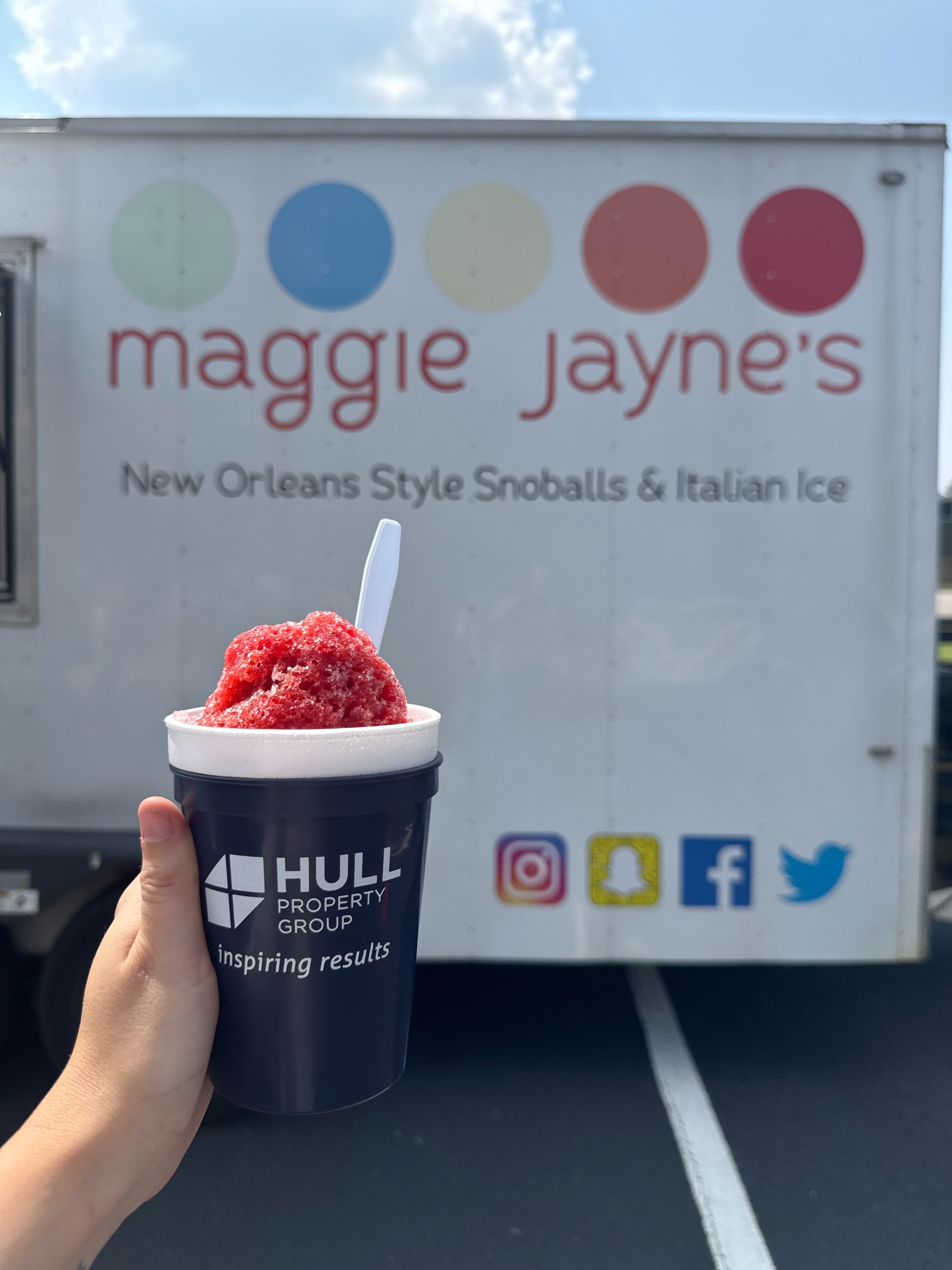 Summer is in full swing with a visit from Maggie Jayne’s snoball truck. 🍧 We even made sure our snoballs were officially on-brand. 😉💙
@maggiejaynessnoballs