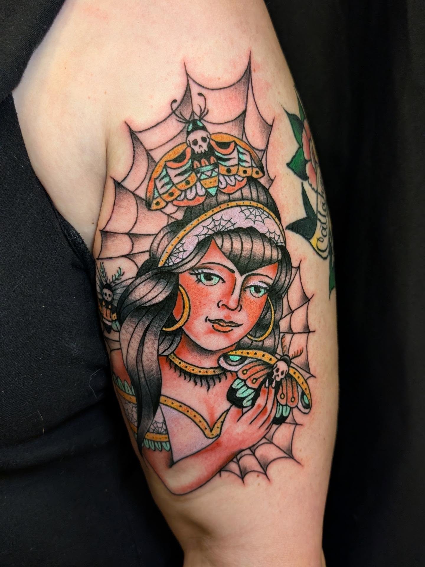 Gila Tattoo Expo Day 2!
Thank you Ashley for giving me free reign on this witchy death moth lady and for hanging tough.
Had fun with this soft & feminine palette, can't wait to see it healed!
Thank you to Rich and Doug for also trying your luck with Get What You Get! 🎲
All the fun was had at the @gilatattooexpo
#arizonatattooartist
#traditionaltattoo
#neotraditionaltattoo
#ladytattooers
#sedonatattooartist