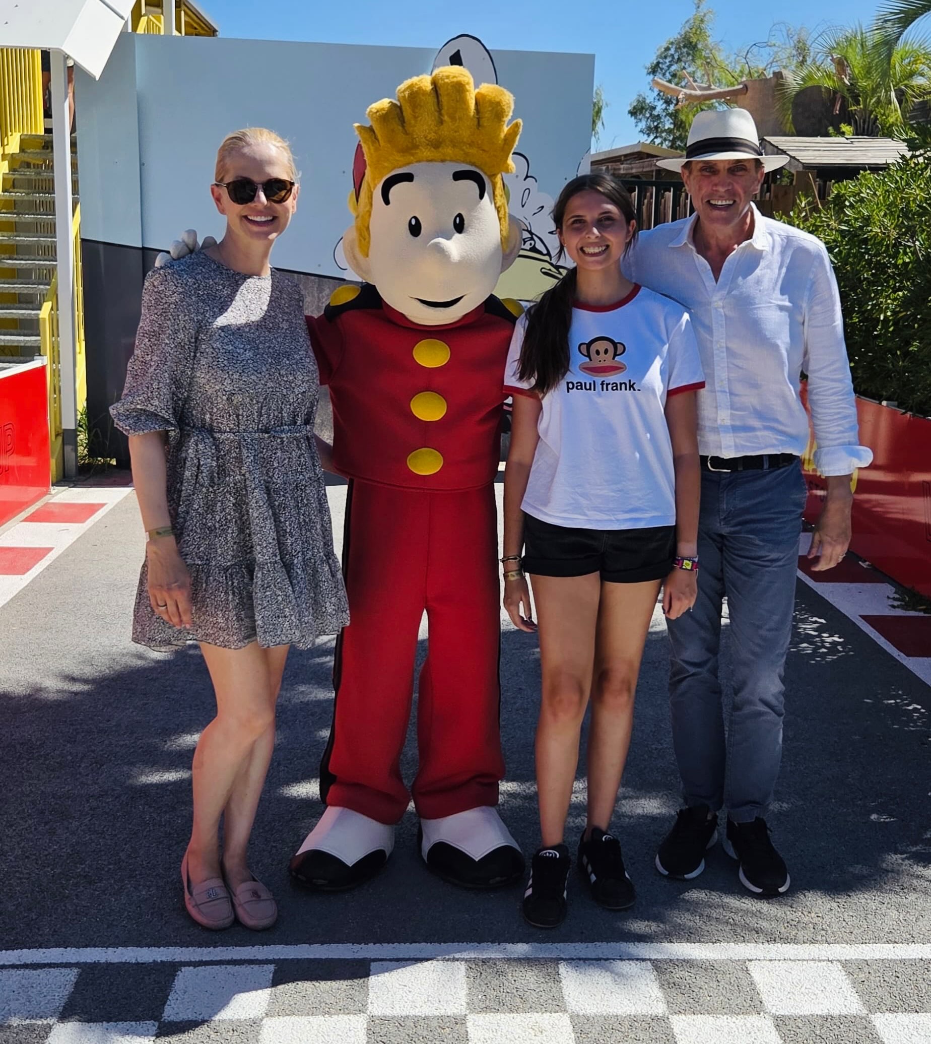 Une merveilleuse journée au Parc Spirou Provence ! 💙🎢 Un grand merci pour votre accueil ! 🌟
*******************************************************
#parcspirouprovence #princecharlesphilippedorleans #princessenaomidorleans #familleroyaledefrance