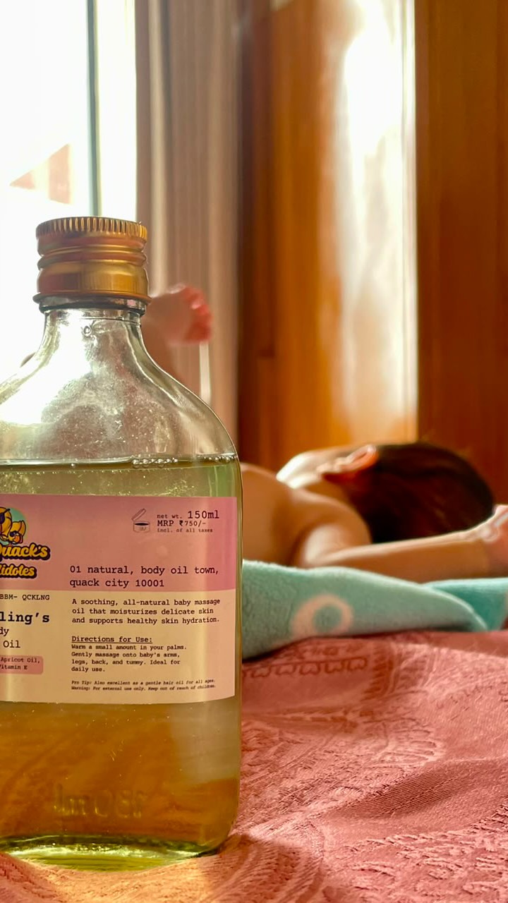 Meet Ridhraj Lamba, our youngest (and quite possibly cutest) little client. 🍼✨
Tiny toes, big personality, and already enjoying the good stuff! A little Quackling’s Baby Body Massage Oil, a gentle massage, plenty of cuddles, and Ridhraj is ready to take on the world, one adorable stretch at a time. 👶🏻💫
Because when it comes to baby skin, soft, soothing care is always in style. And if Ridhraj approves… well, that’s one tiny stamp of approval we’ll happily take! 🐣🤎
Welcome to the Dr. Quack’s Antidotes family, Ridhraj. You’ve officially stolen the spotlight. ✨
#DrQuacksAntidotes #QuacklingsBabyOil #RidhraajLamba #BabyMassage #BabyCare BabySkincare BabyWellness GentleBabyCare BabyMassageOil BabySoftSkin BabyRoutine BabyEssentials MomAndBaby TinyToesBigLove CutestClient LittleLove HappyBaby GentleCare BabyLove ParentingIndia IndianBabyBrands SoftSkinClub BabyGlow MadeWithCare