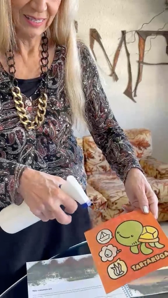 Diversas opções para a opção de tinta hidrocrômica.
#criatividade